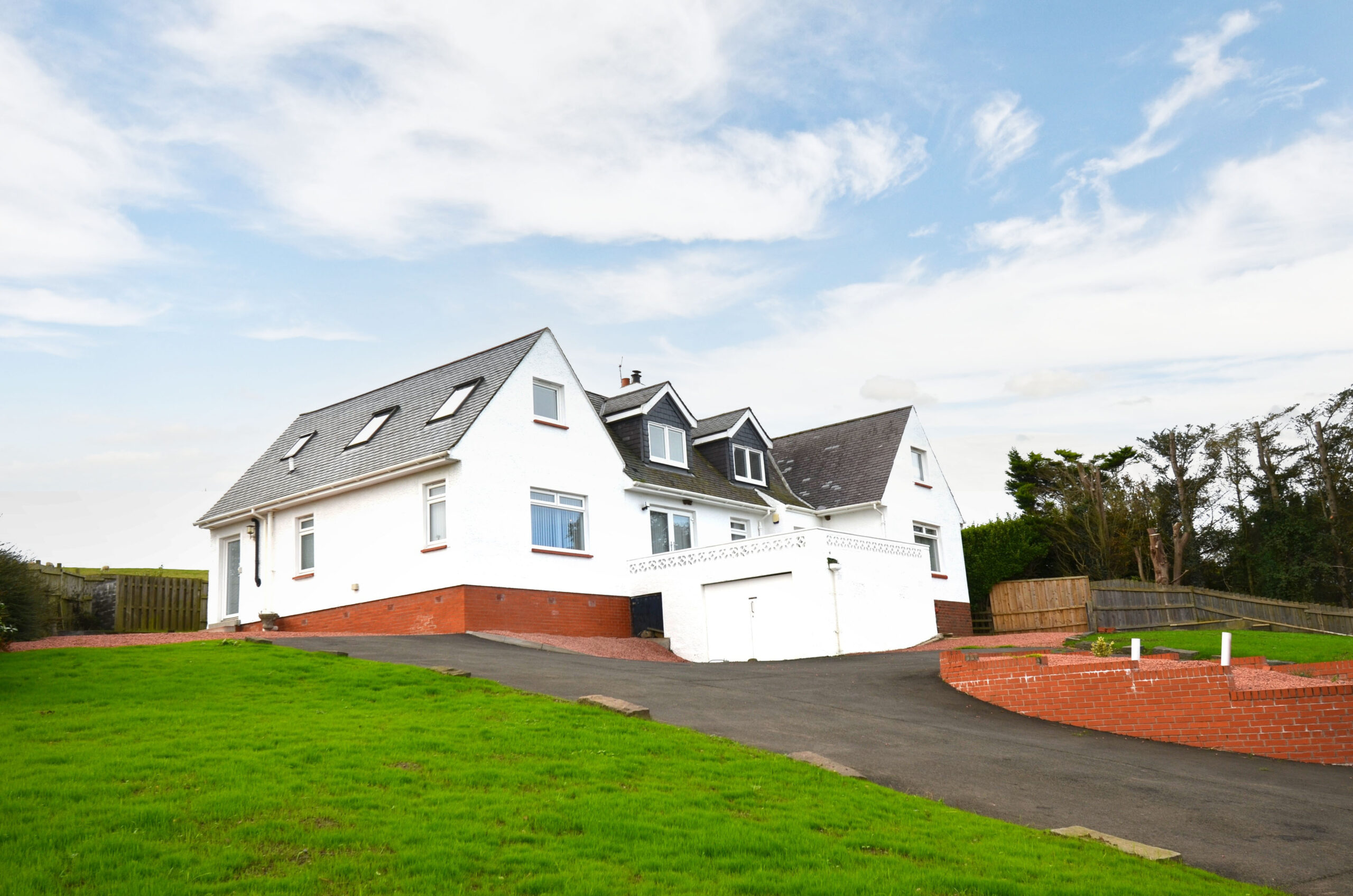 Headways Dunure Road By Ayr KA7 4LE Corum Property