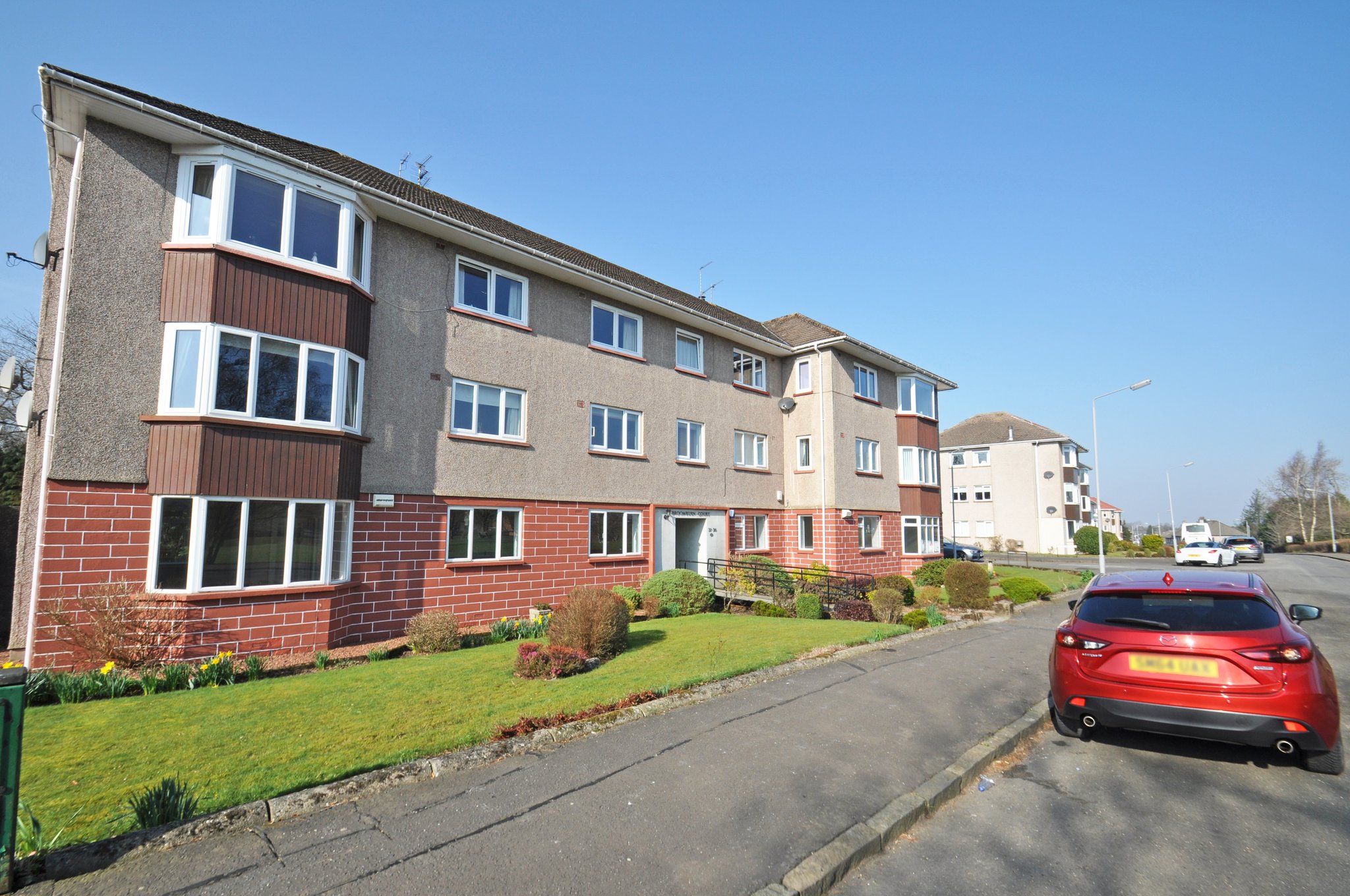 Broomburn Drive, Glasgow Corum Property