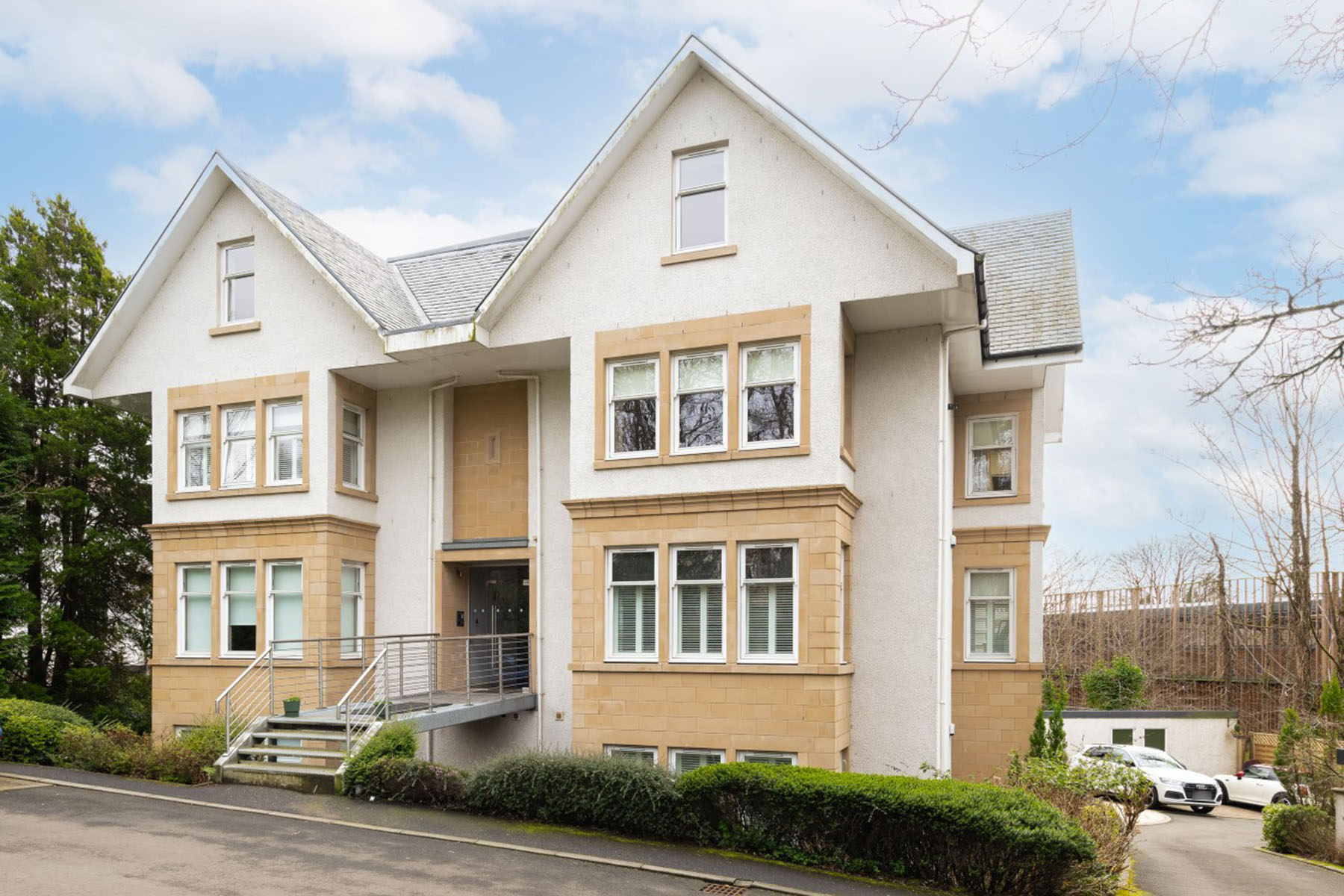 Flat 4, 2A Ralston Road, Bearsden, G61 3SS Corum Property