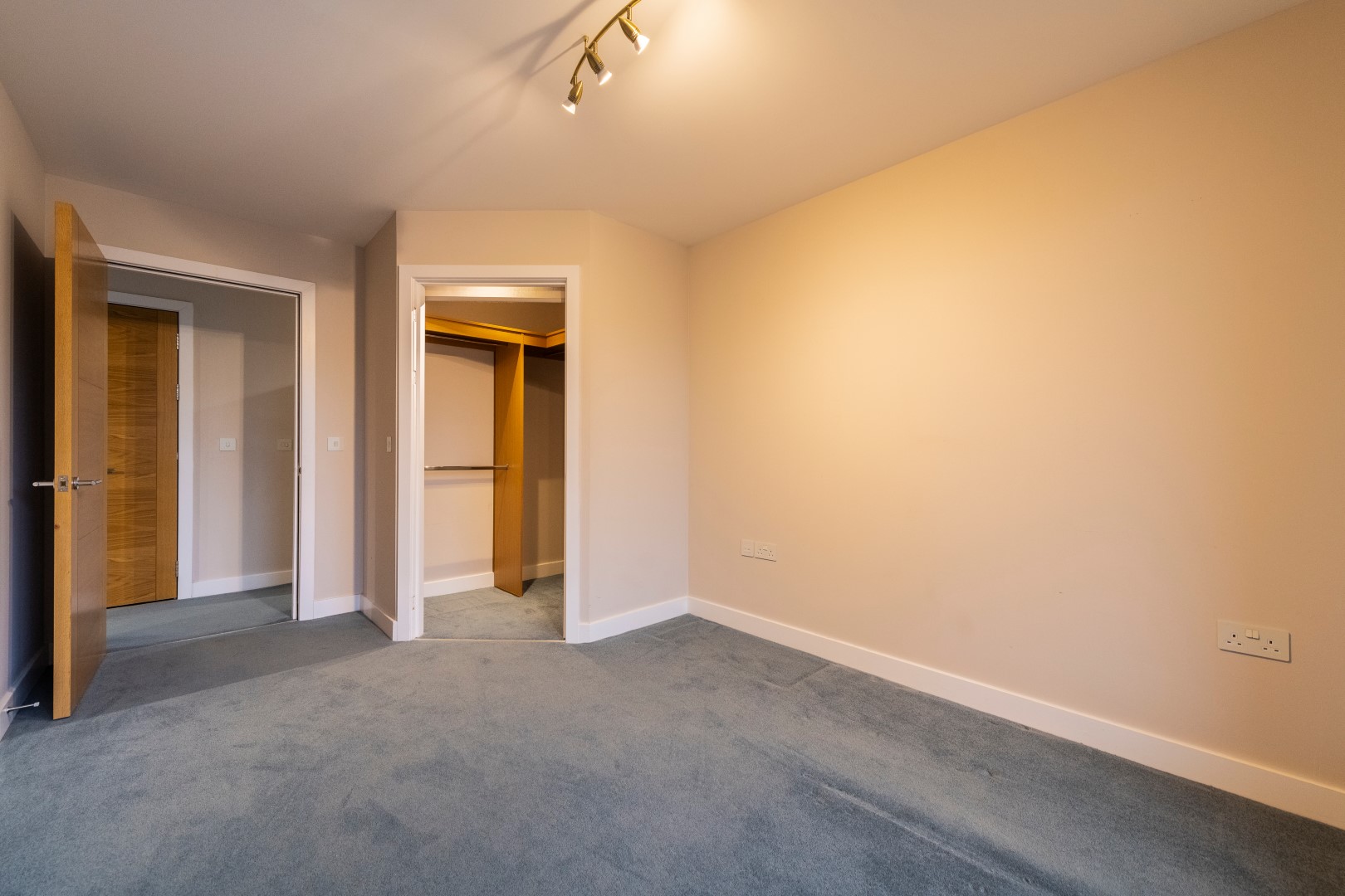 Flat 16 Westerly, Canniesburn Drive, Bearsden G61 1QS Corum Property