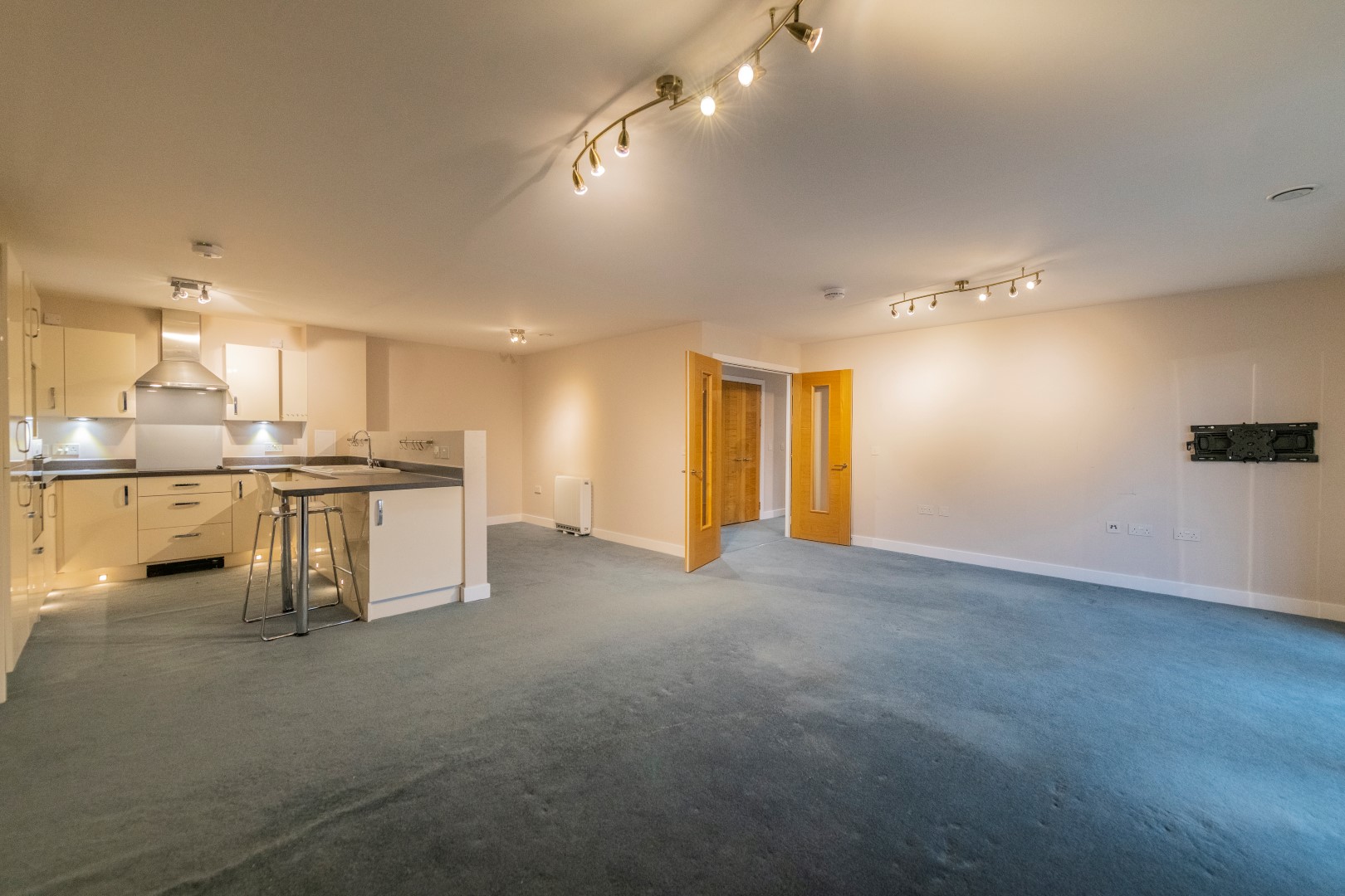 Flat 16 Westerly, Canniesburn Drive, Bearsden G61 1QS Corum Property
