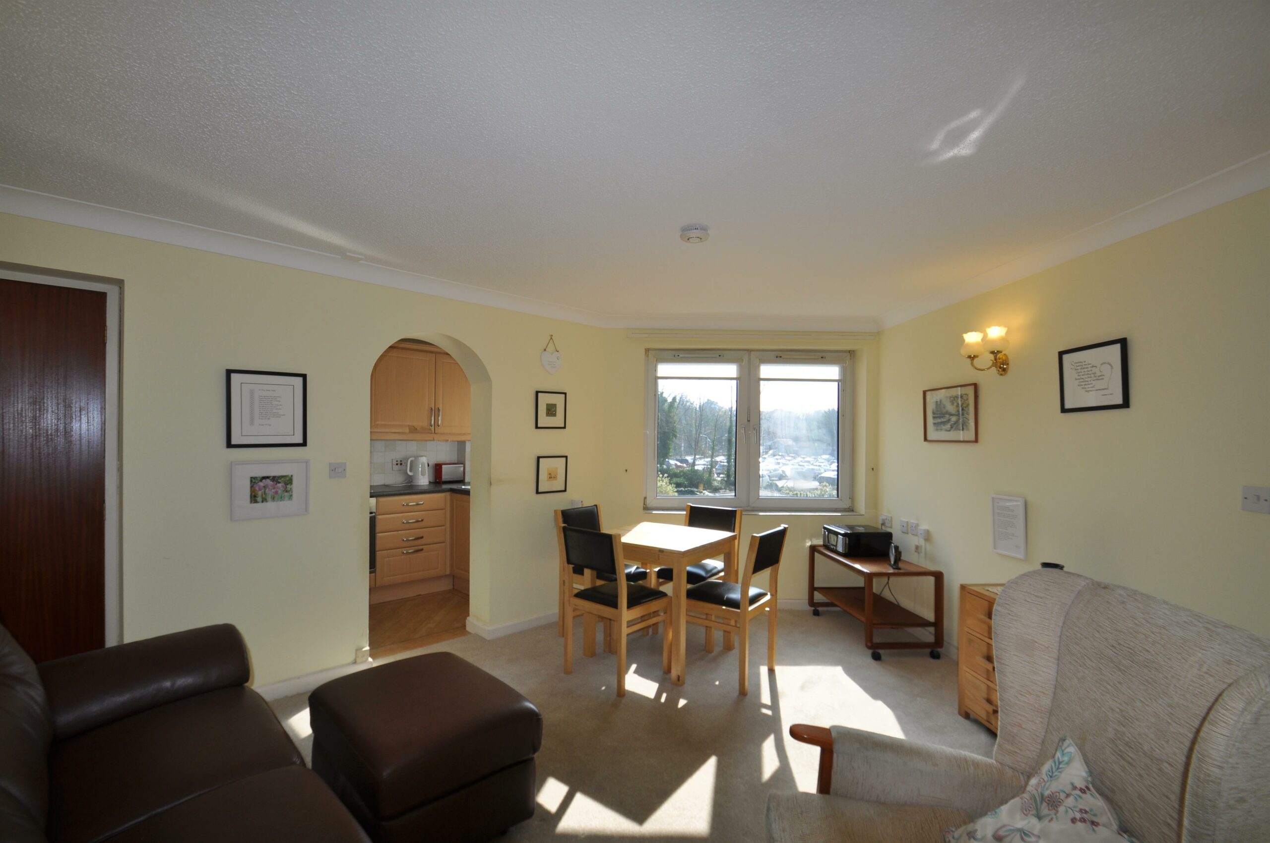 Homeburn House, 177 Fenwick Road, Giffnock Corum Property