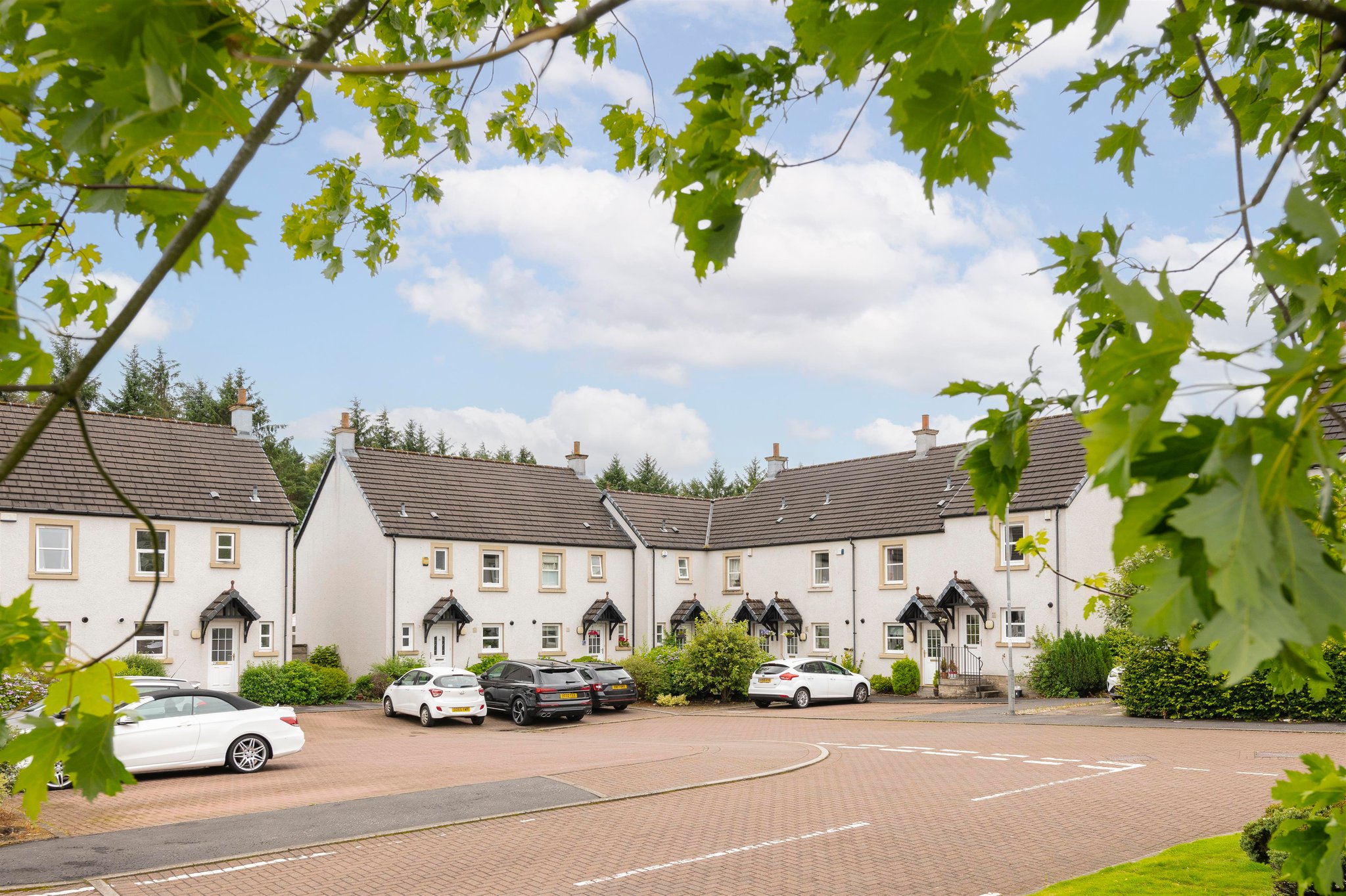 Meadow Rise, Glasgow Corum Property