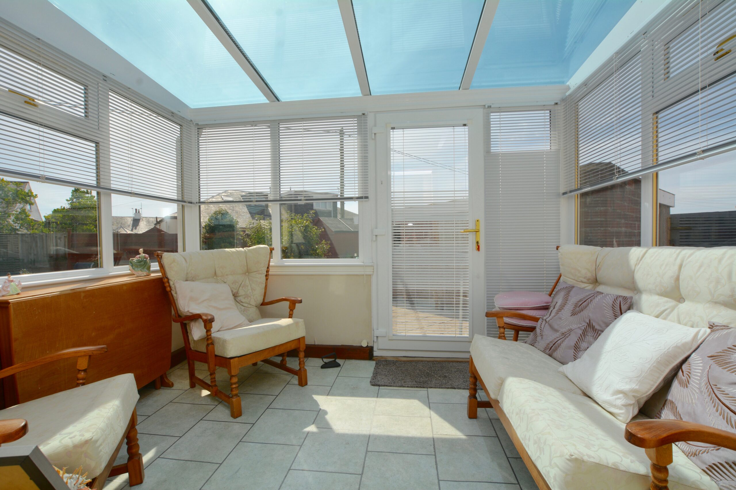 18 Rosemount Gardens, Prestwick, KA9 2DS Corum Property