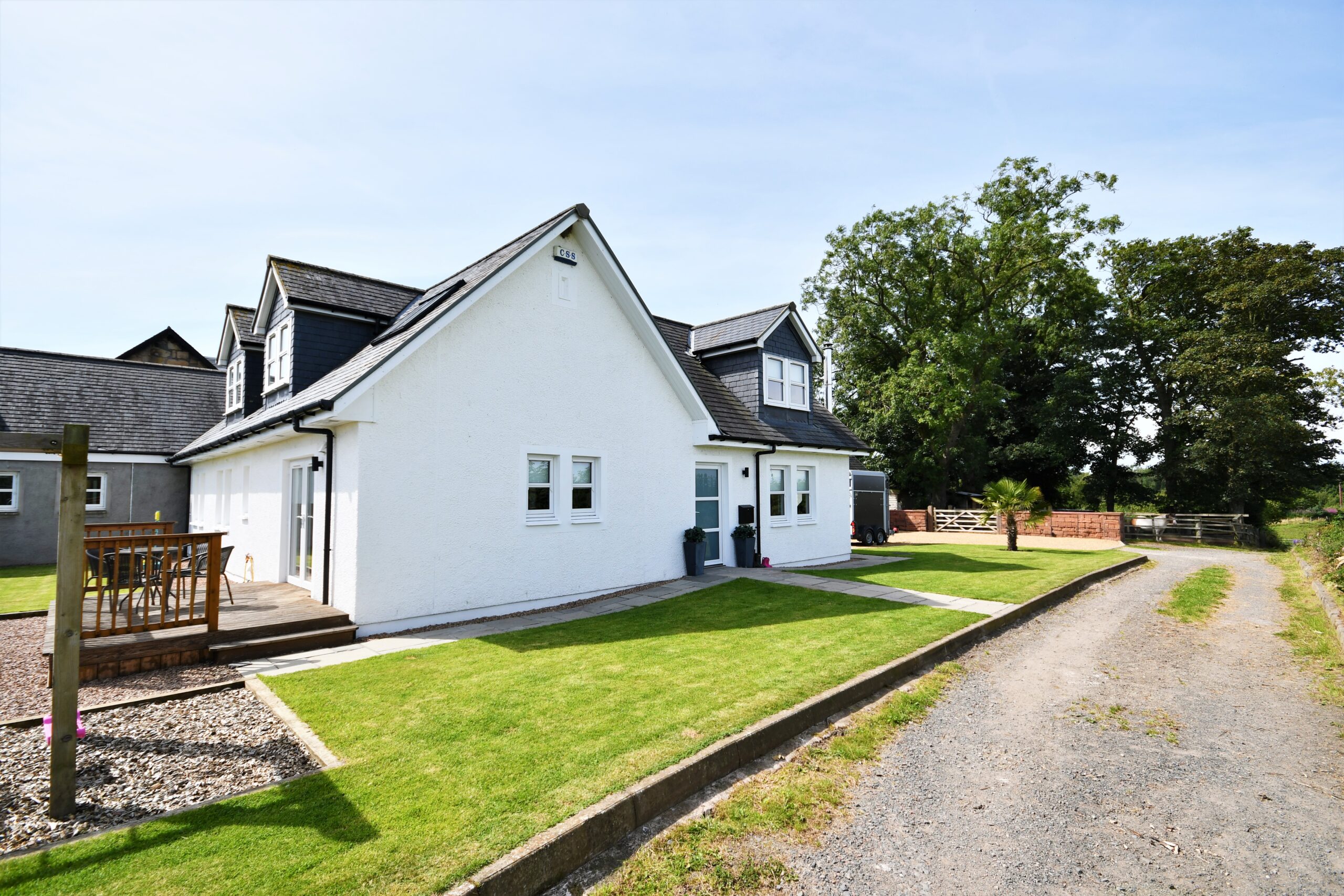 4 The Stables, Muirfield Farm House, Symington, KA1 5PA Corum Property