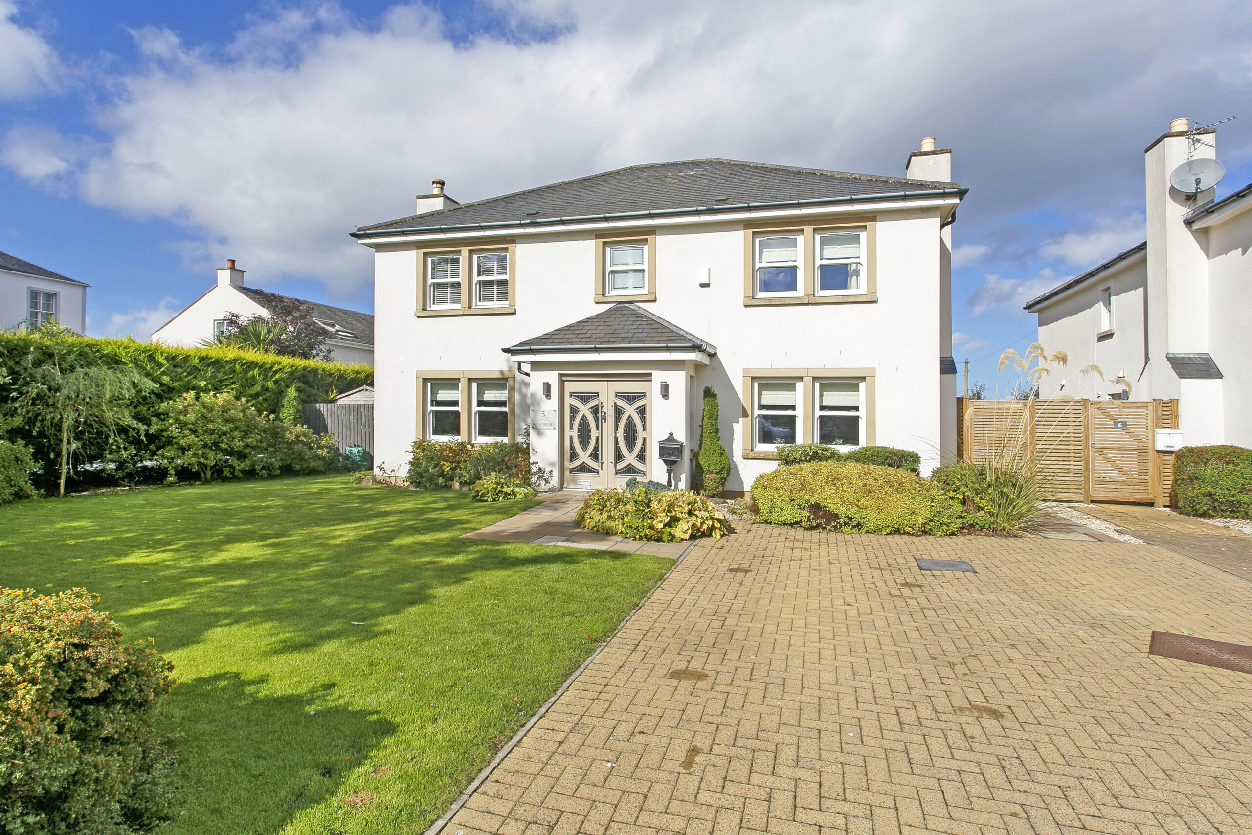 5 Abercromby Drive, Doonfoot, KA7 4DX Corum Property