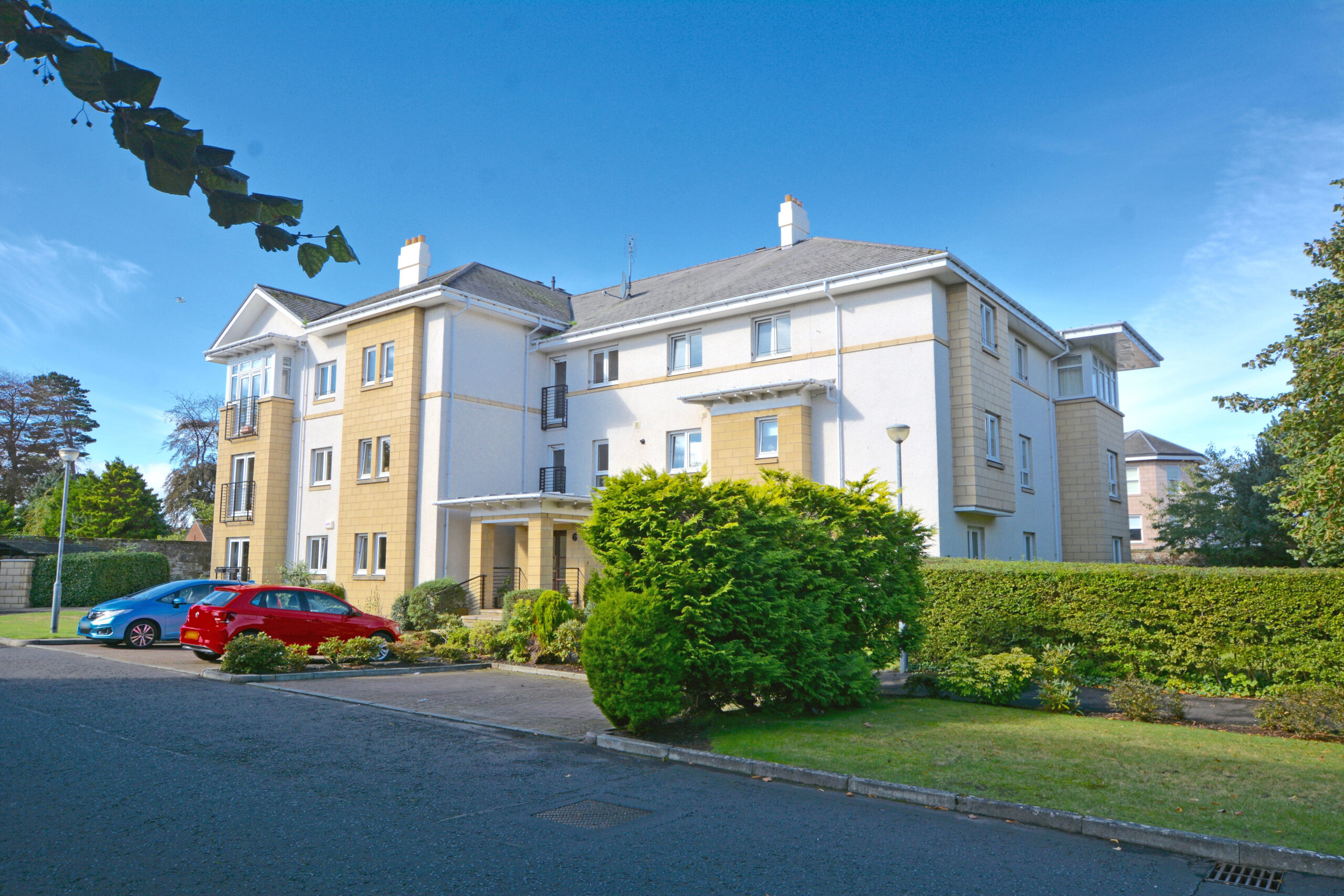 6H Victoria Park, Ayr, KA7 2TR Corum Property