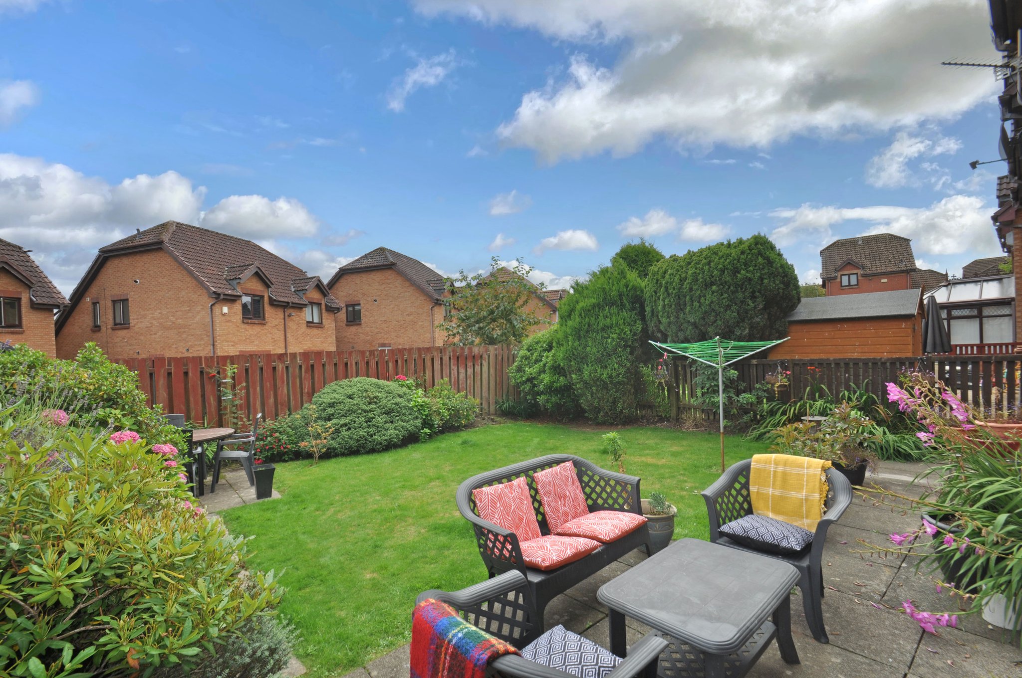 9 Eriskay Crescent, Newton Mearns Corum Property