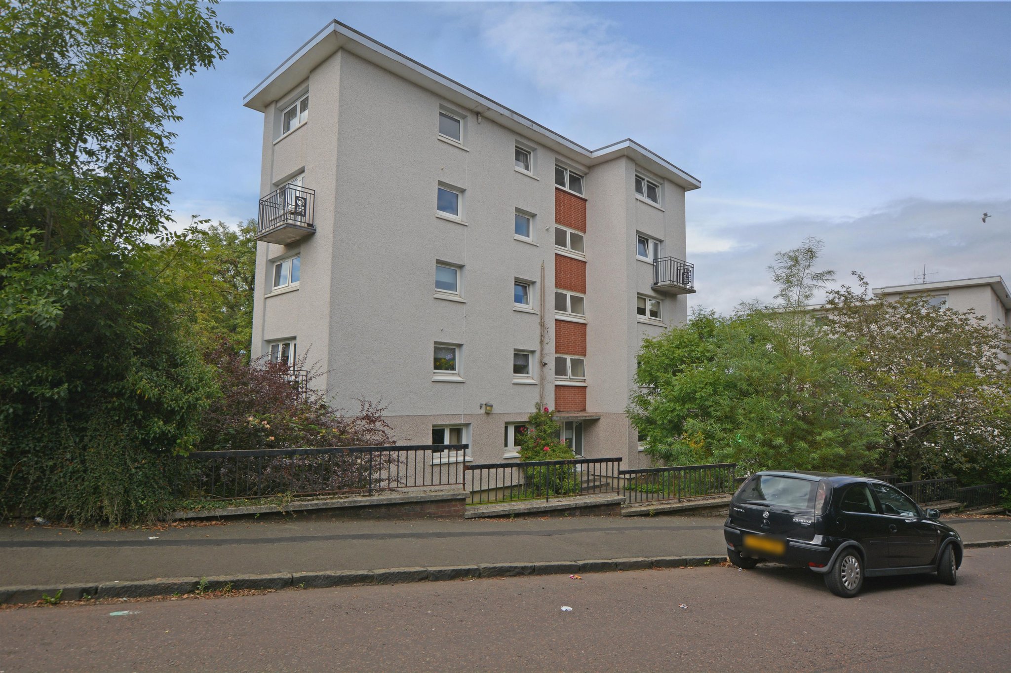 Crosslees Drive, Glasgow Corum Property