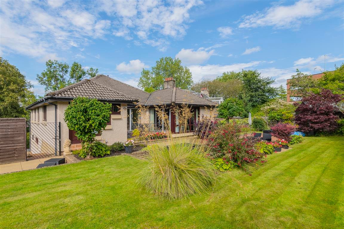 29 Brouster Hill, East Kilbride Corum Property