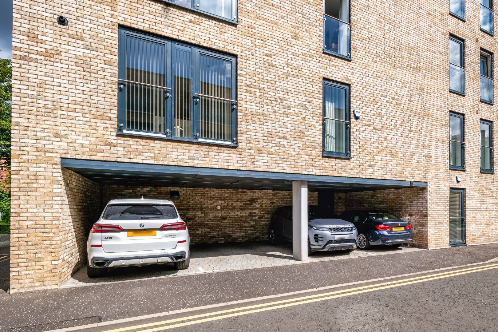 3/1 9 Hamilton Gardens, Botanics, G12 8BD Corum Property