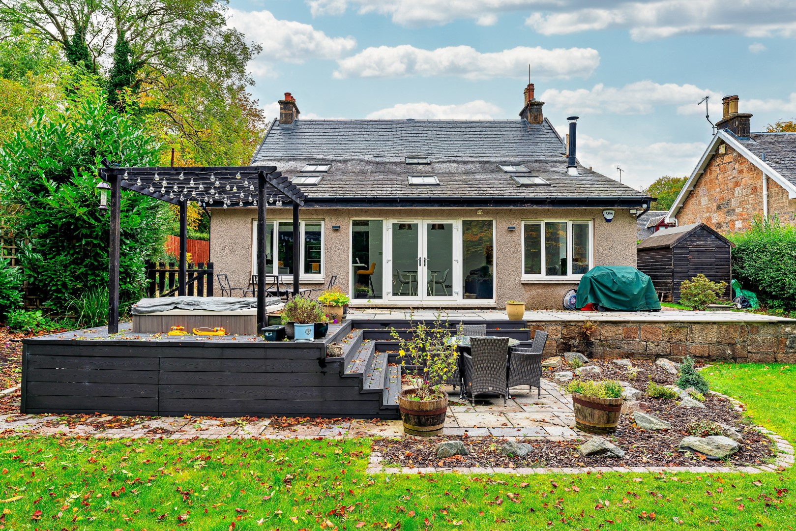 25 Station Road, Bearsden, G61 4AW Corum Property