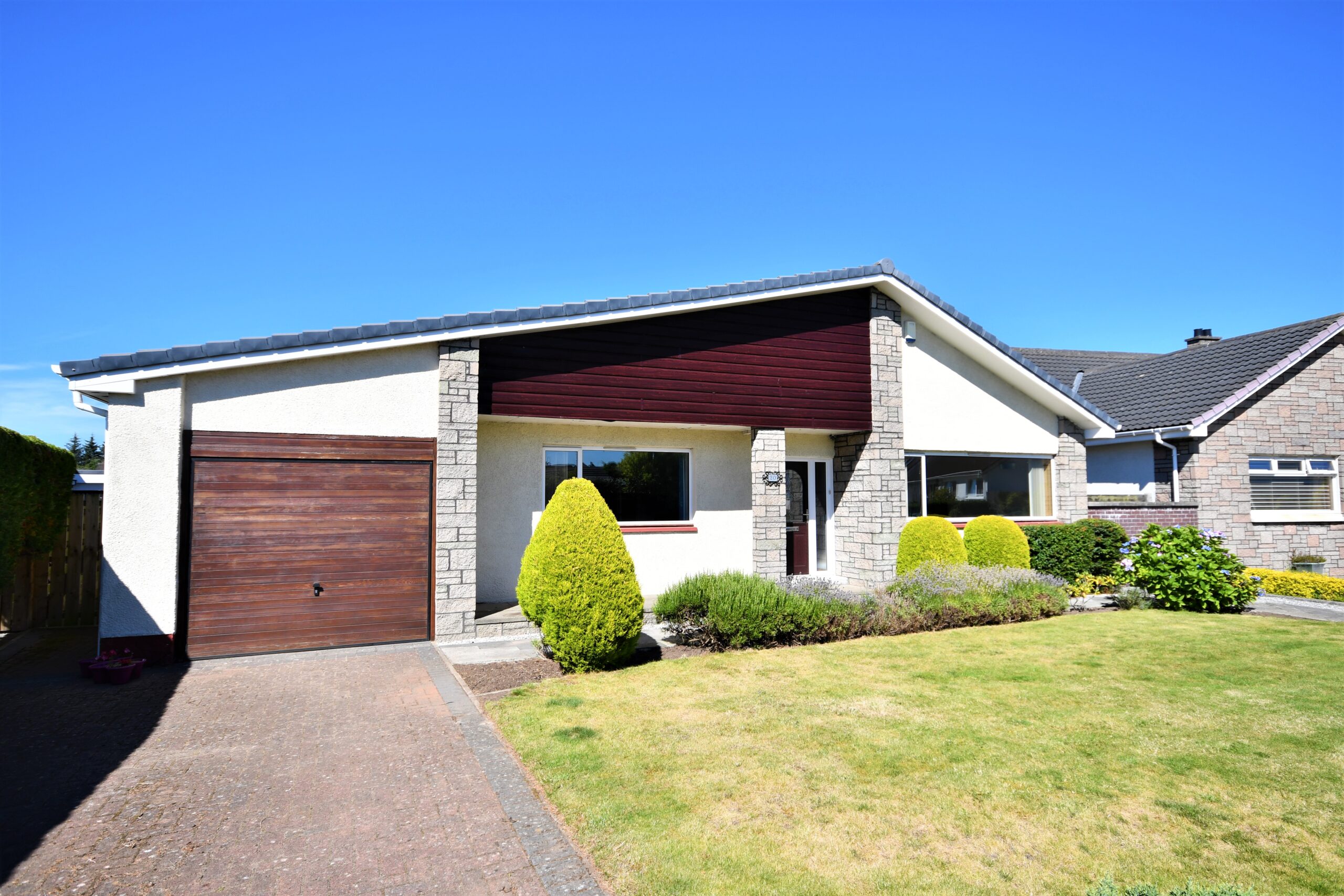 20 Howat Crescent, Irvine, KA12 0LQ Corum Property
