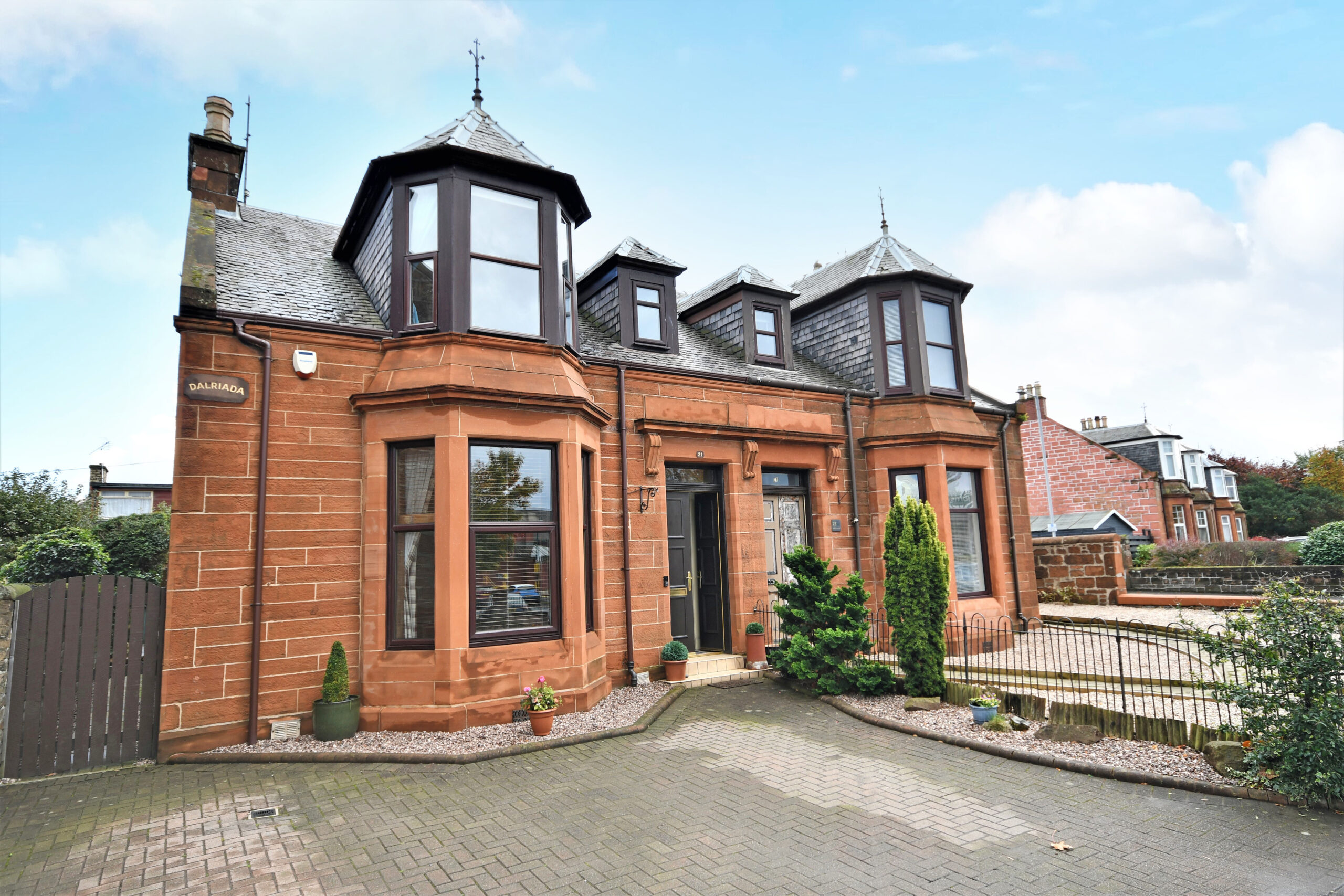 Dalriada, 21 Castlehill Road, Ayr, KA7 2HX Corum Property