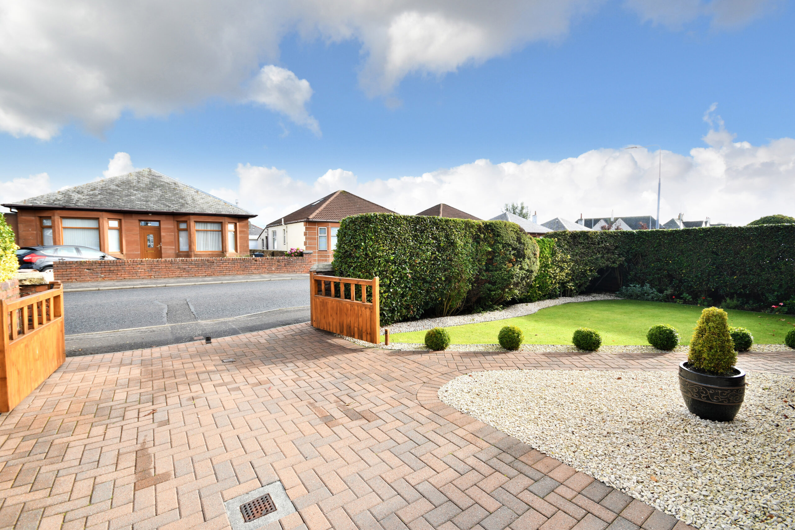 112 St Quivox Road, Prestwick, KA9 2ER Corum Property