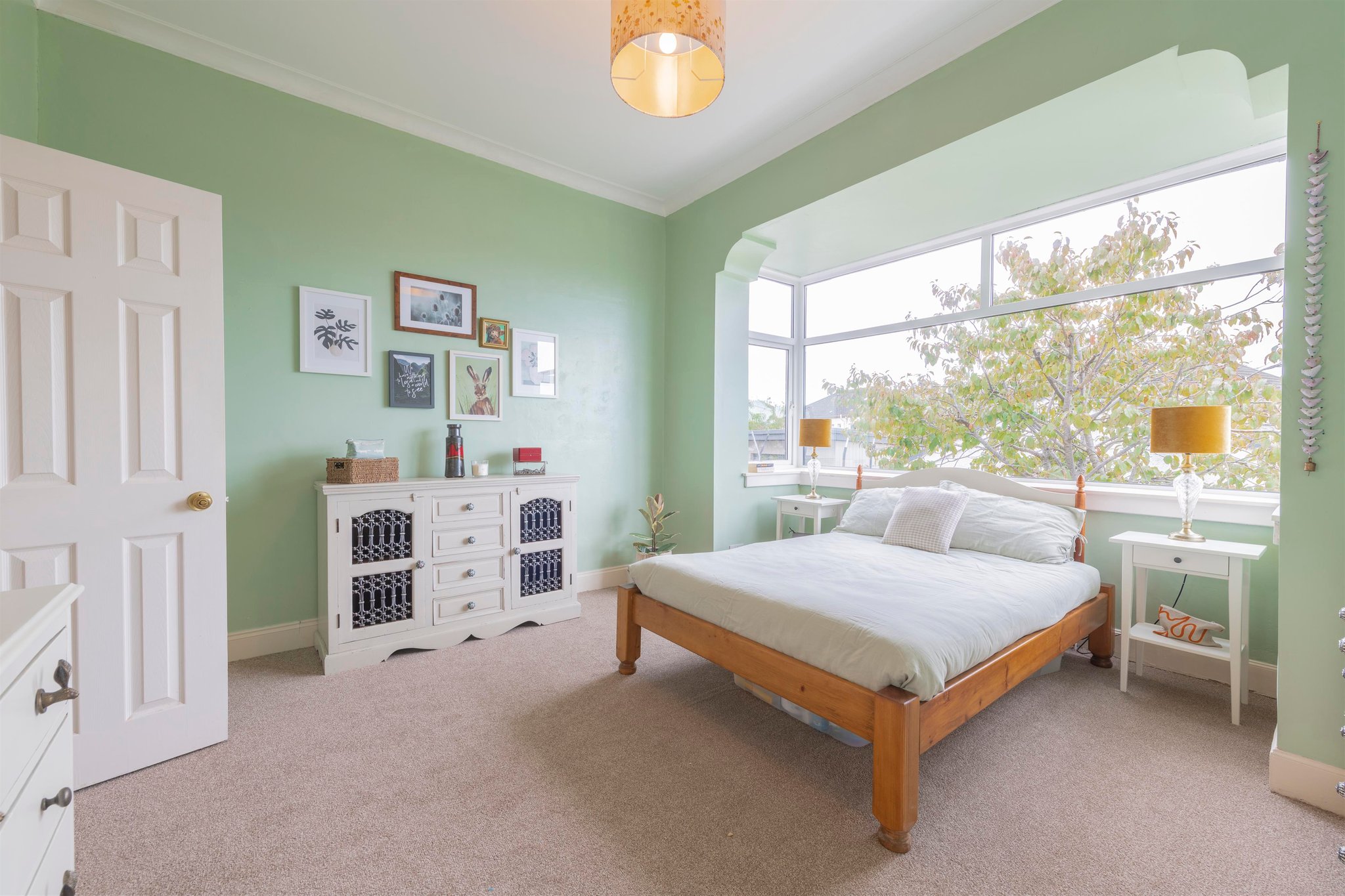 25 Eastwood Avenue, Giffnock Corum Property