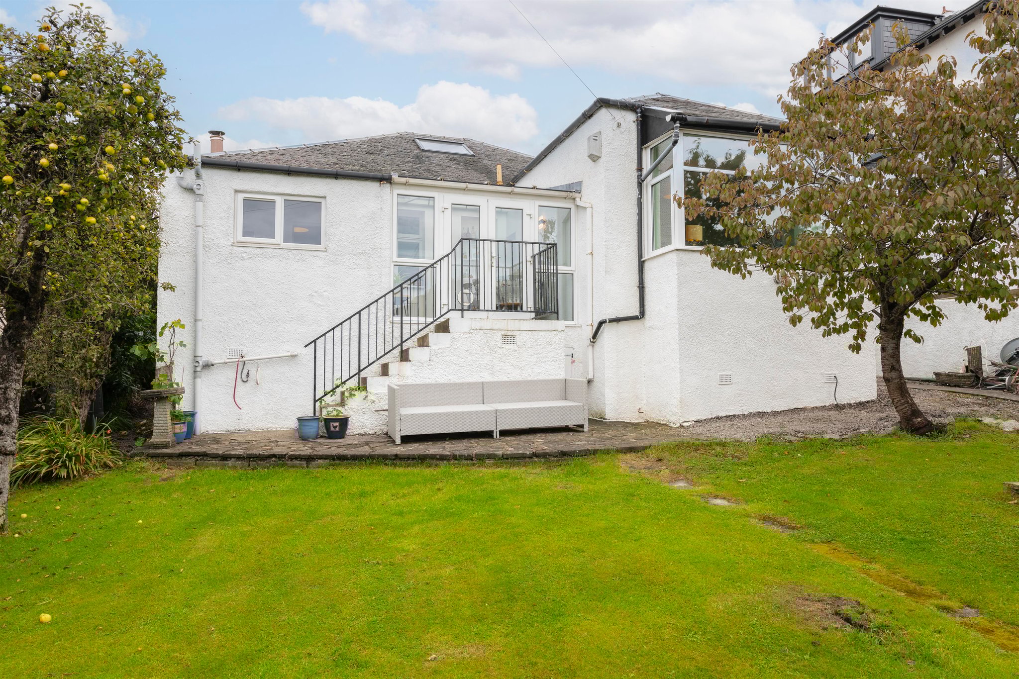 25 Eastwood Avenue, Giffnock Corum Property