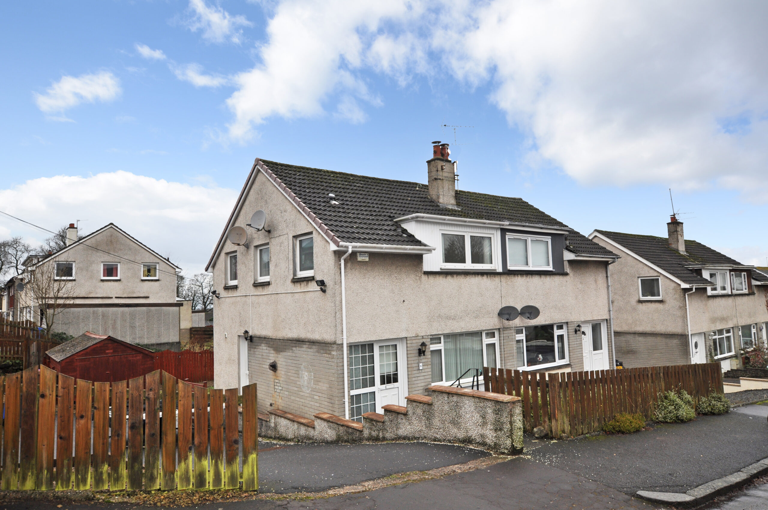 8 Masonhill Place, Ayr, KA7 3PA Corum Property