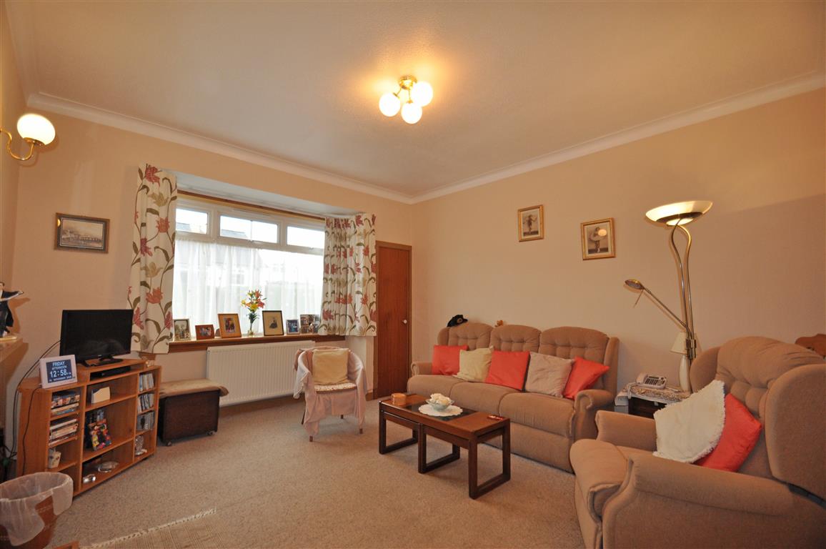 49 Mansefield Crescent, Clarkston Corum Property