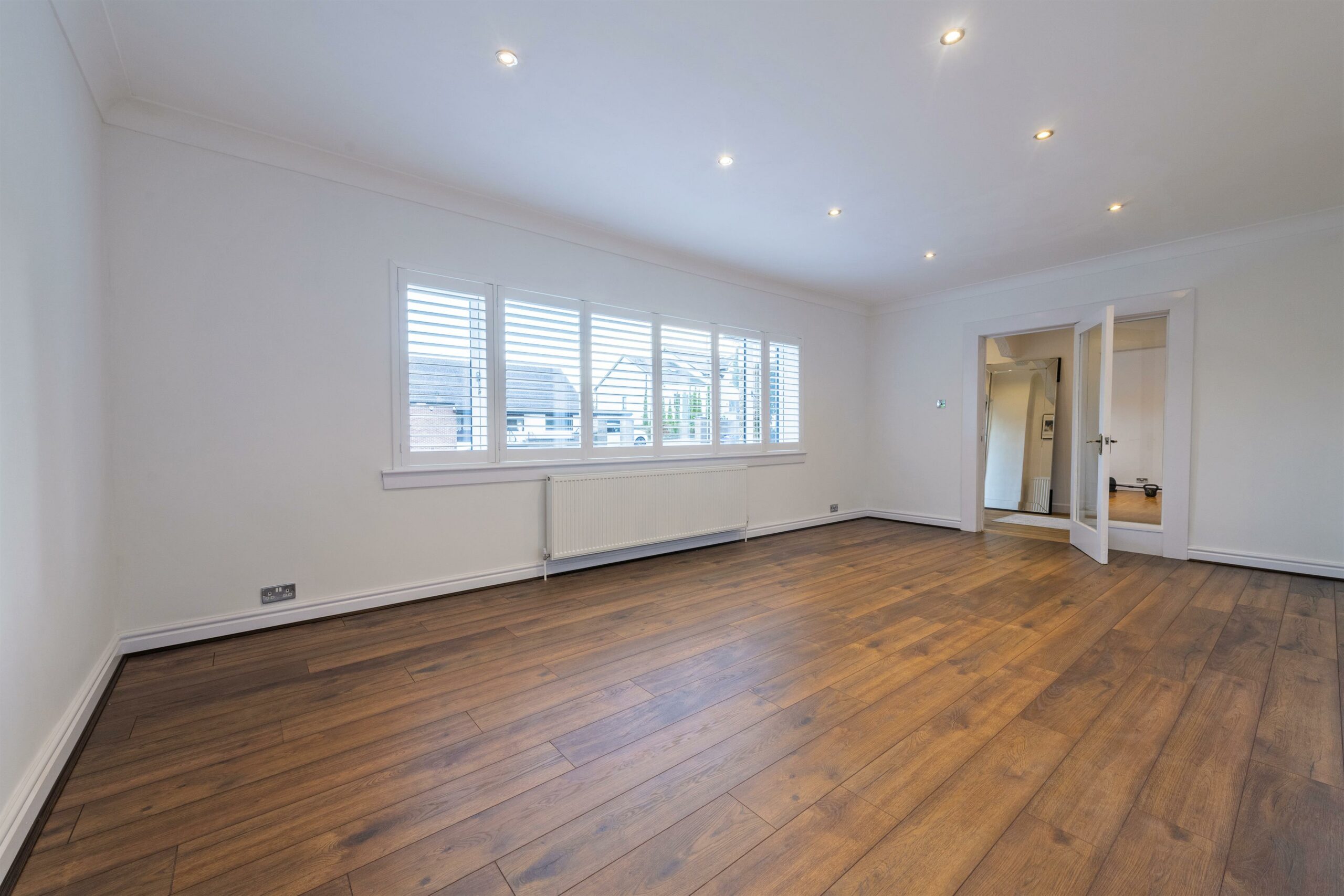 Braeton, 19 Burnside Road, Whitecraigs Corum Property