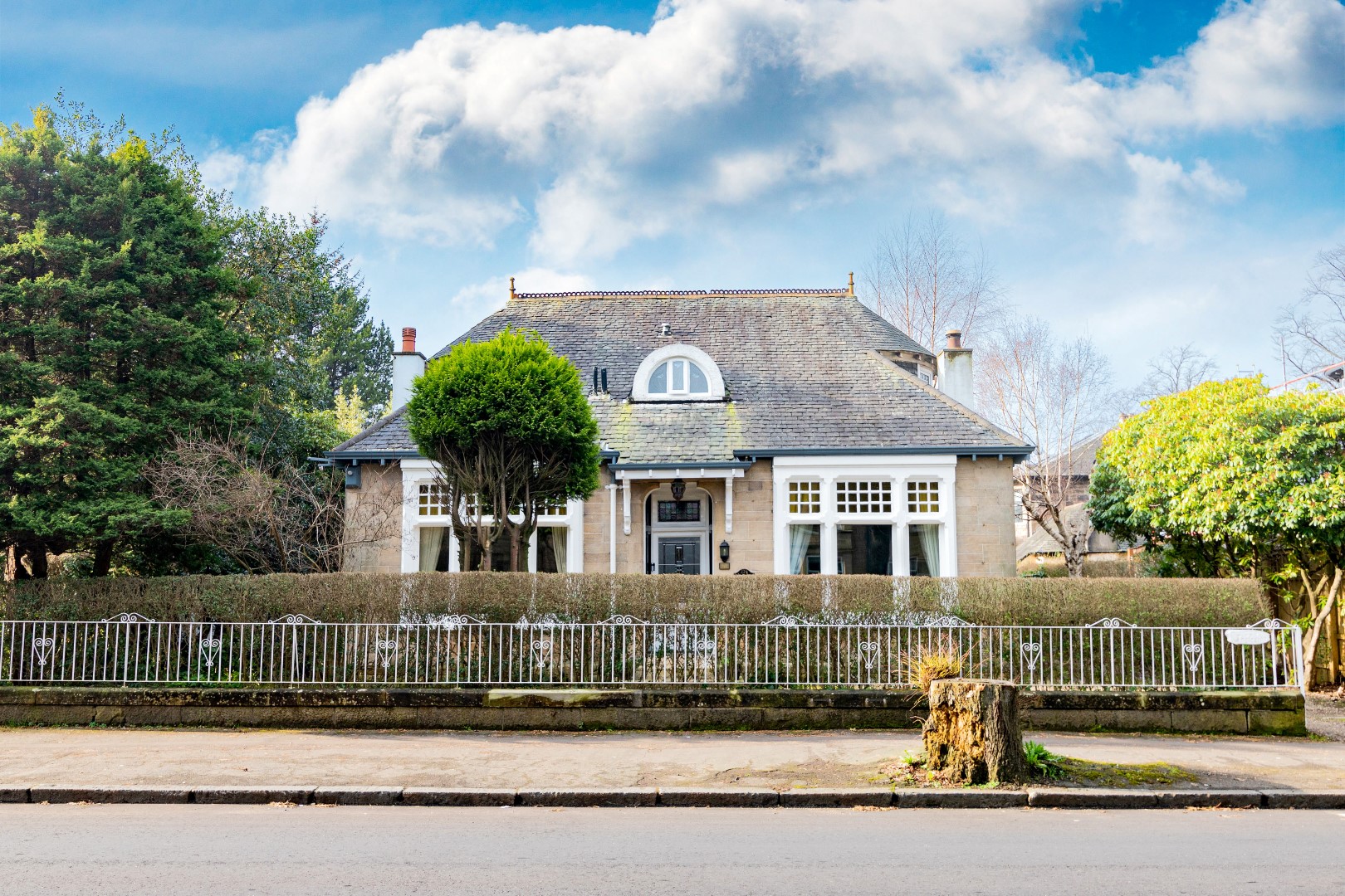 229 Queen Victoria Drive, Scotstounhill, G13 1UU Corum Property