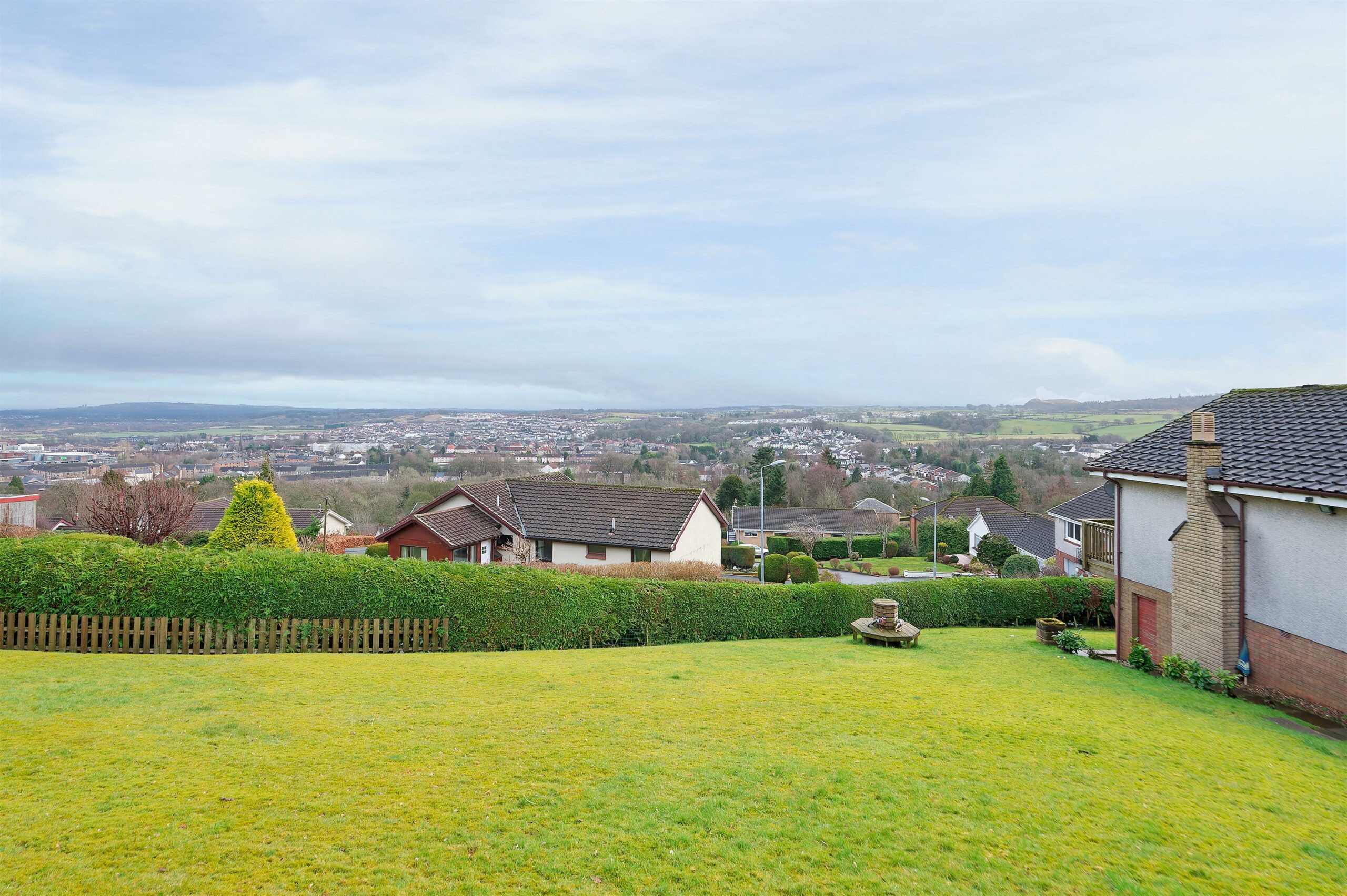2 Hillside Grove, Barrhead Corum Property