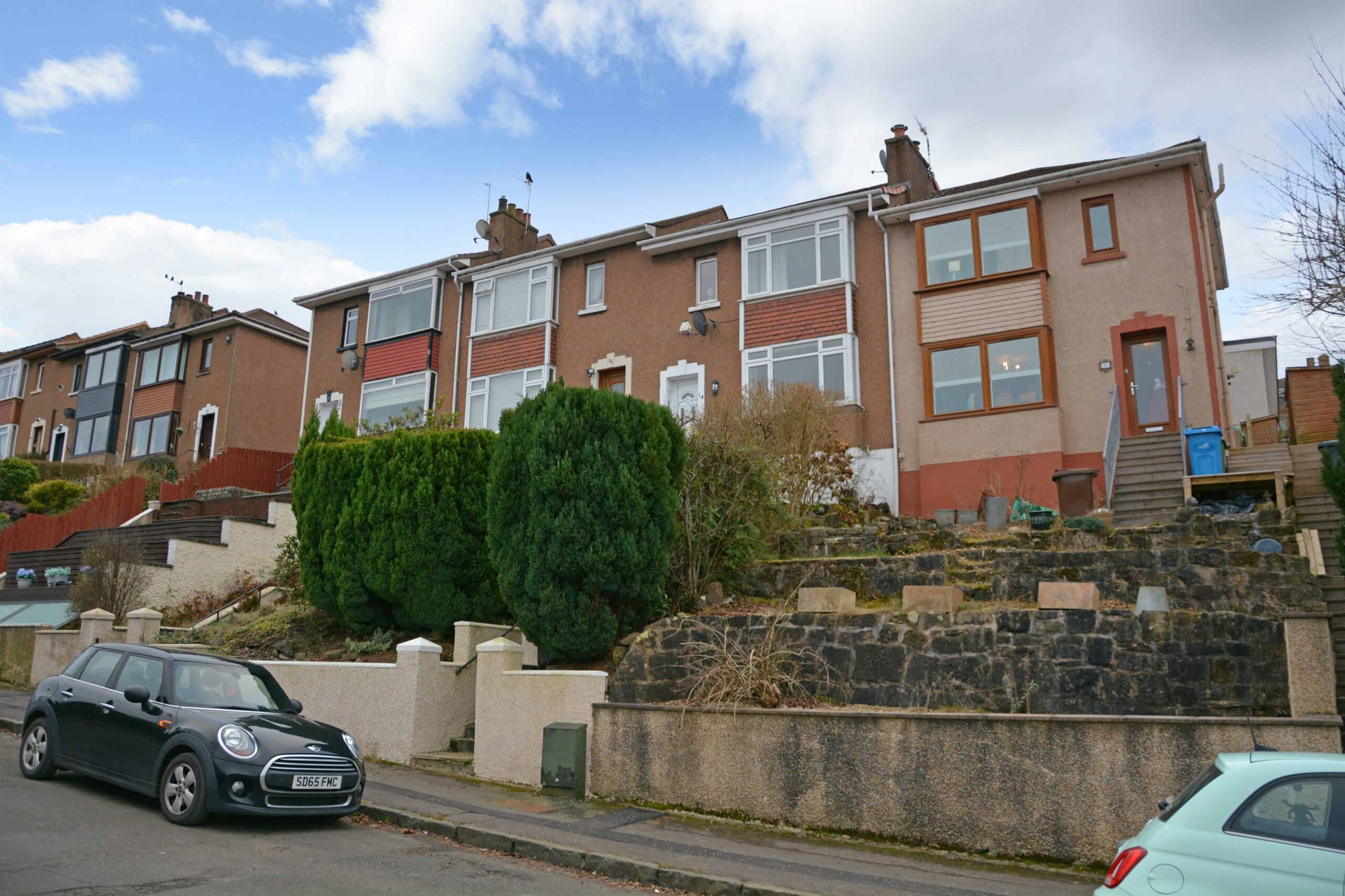 14 Deveron Avenue, Giffnock Corum Property