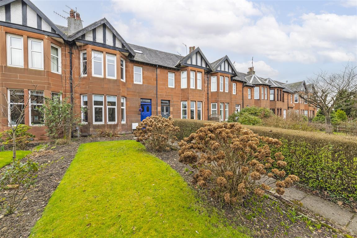 202 Eastwoodmains Road, Clarkston Corum Property