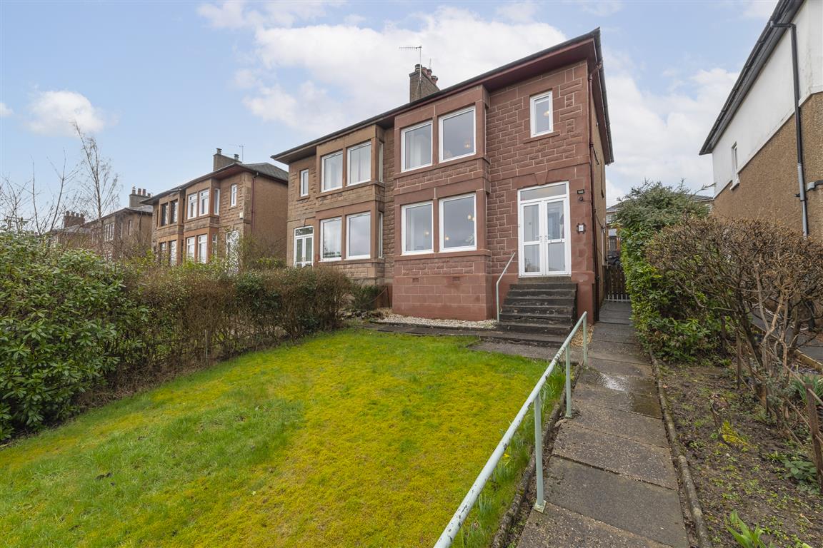 97 Kilpatrick Gardens, Clarkston Corum Property