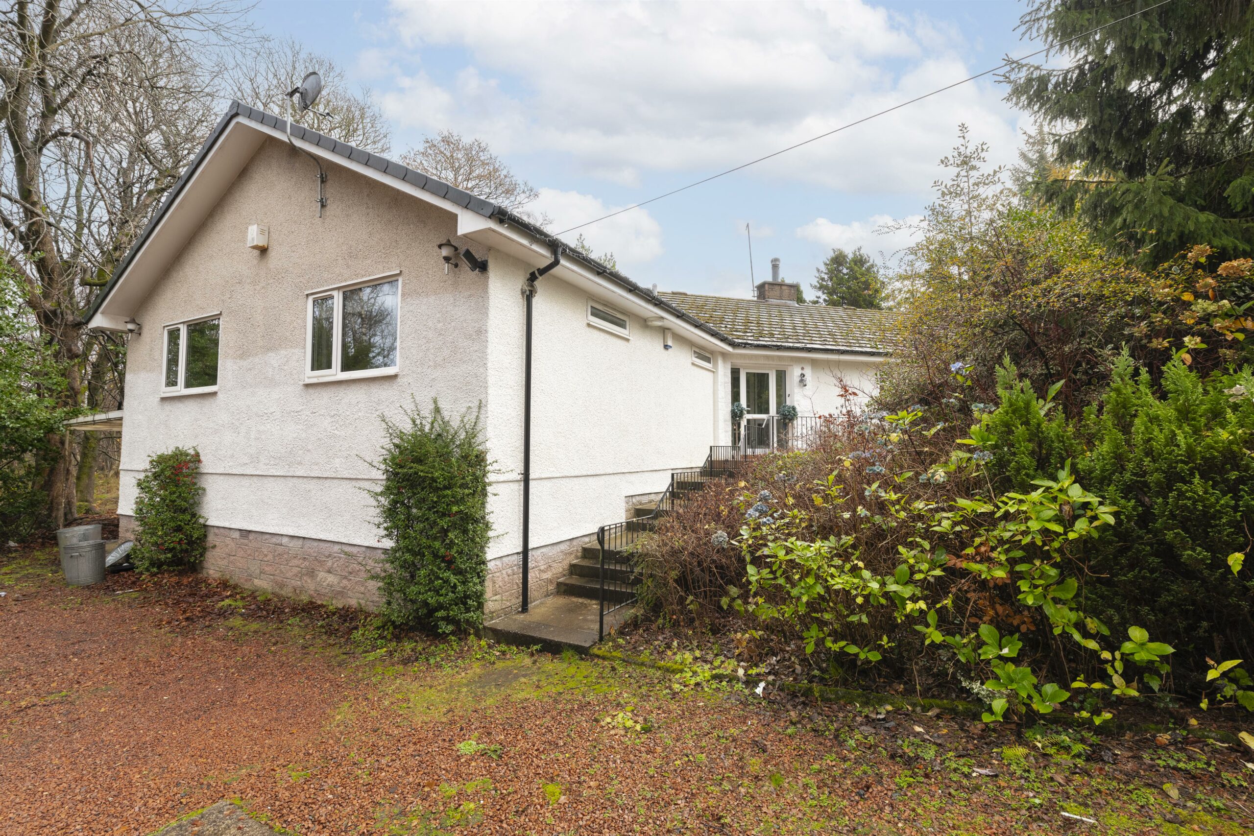 Walden Cottage, 242 Capelrig Road, Newton Mearns Corum Property