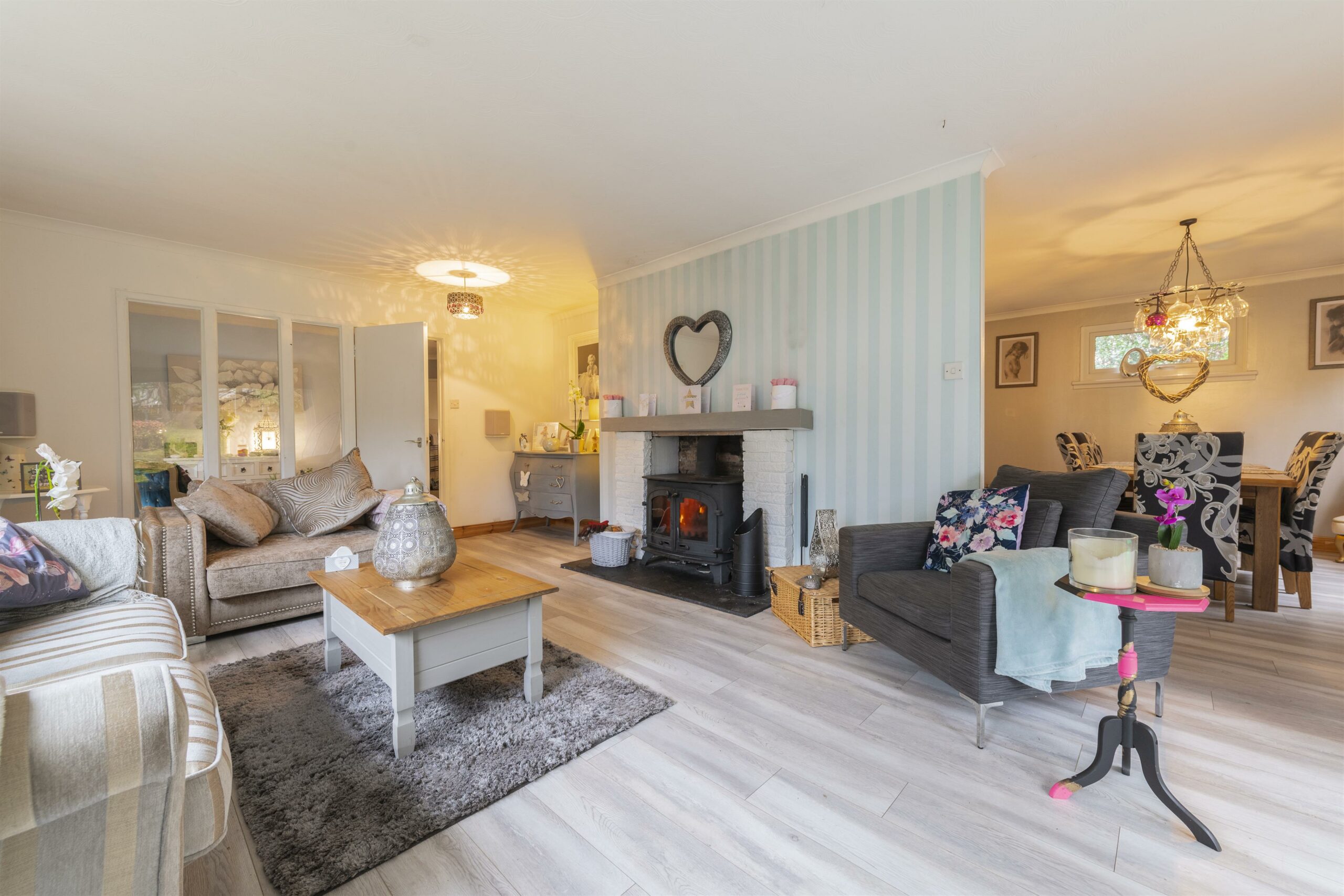 Walden Cottage, 242 Capelrig Road, Newton Mearns Corum Property