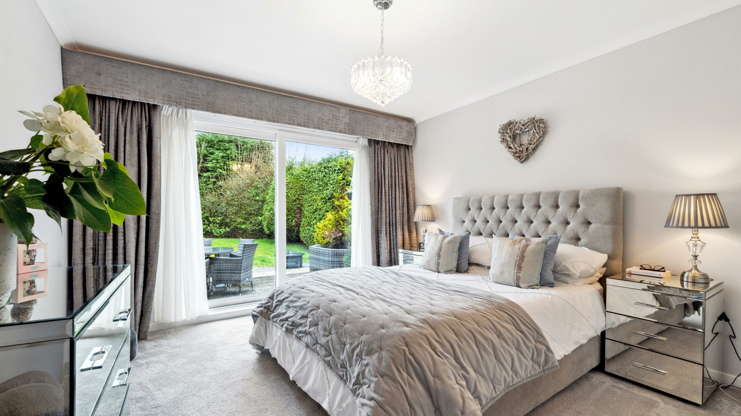 2 Humbie Gate, Newton Mearns Corum Property