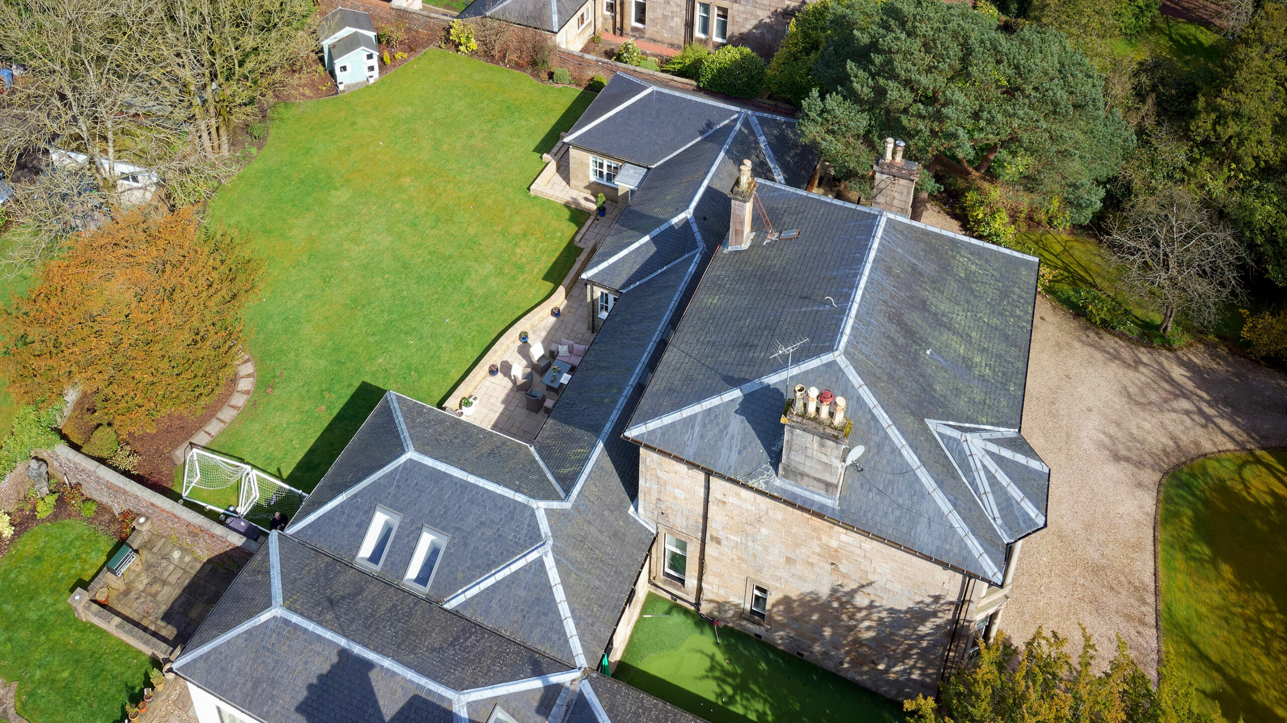 Bowfell, 52 Peel Road, Thorntonhall Corum Property