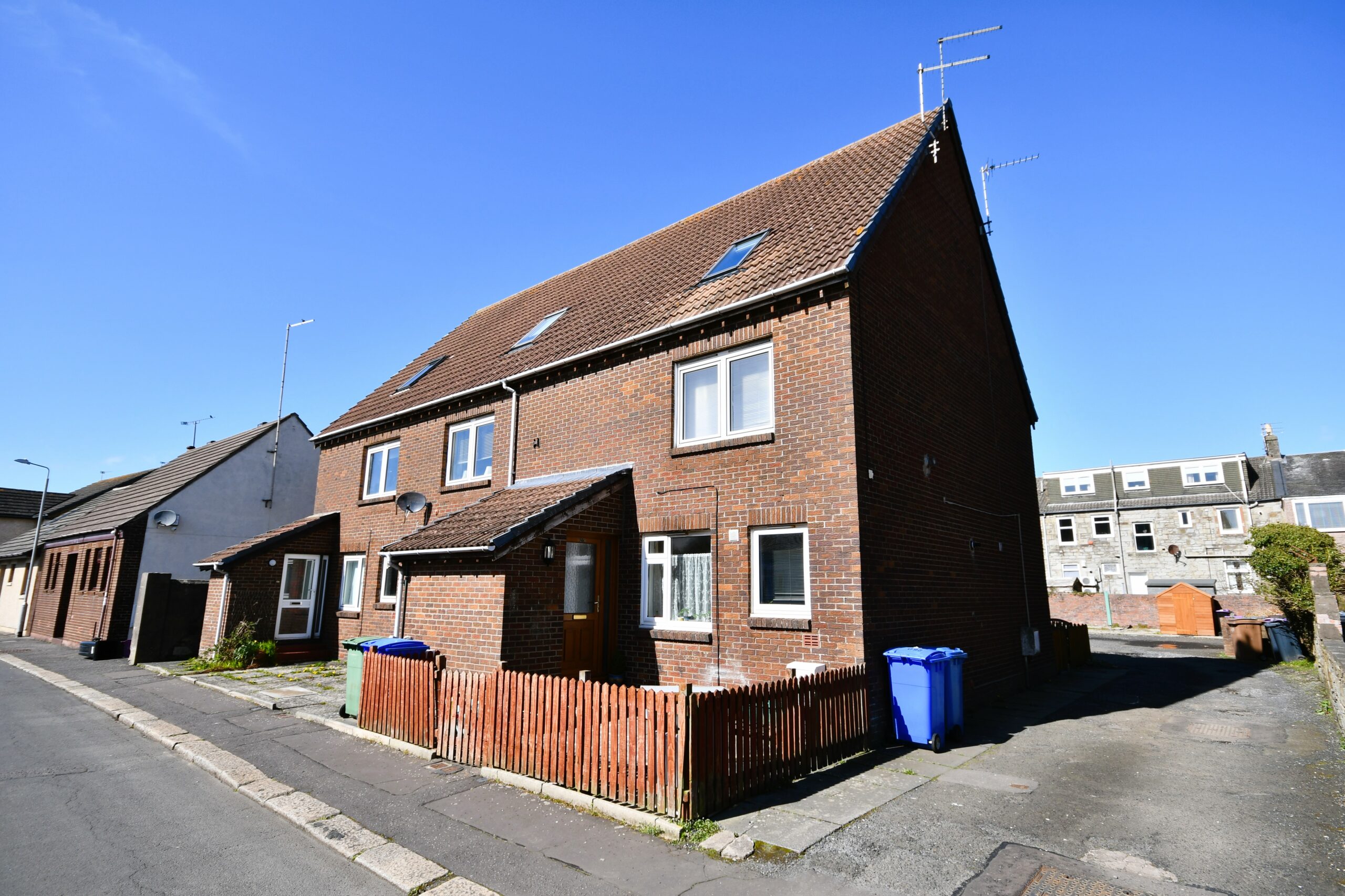 26D Bradan Road, Troon, KA10 6DS Corum Property