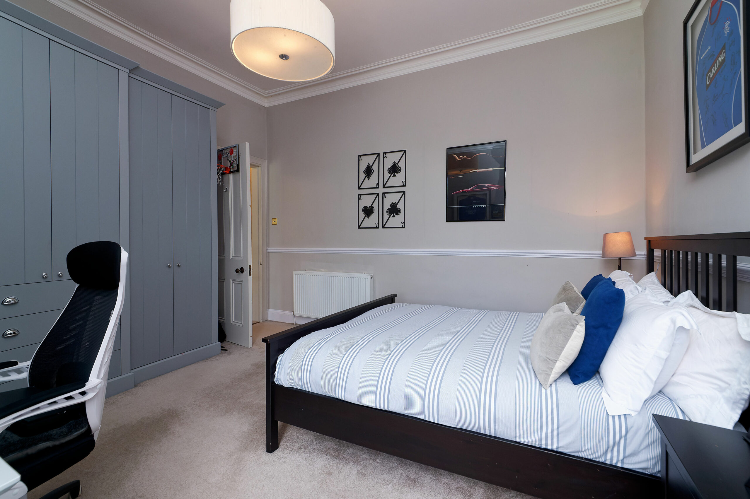 Bowfell, 52 Peel Road, Thorntonhall Corum Property