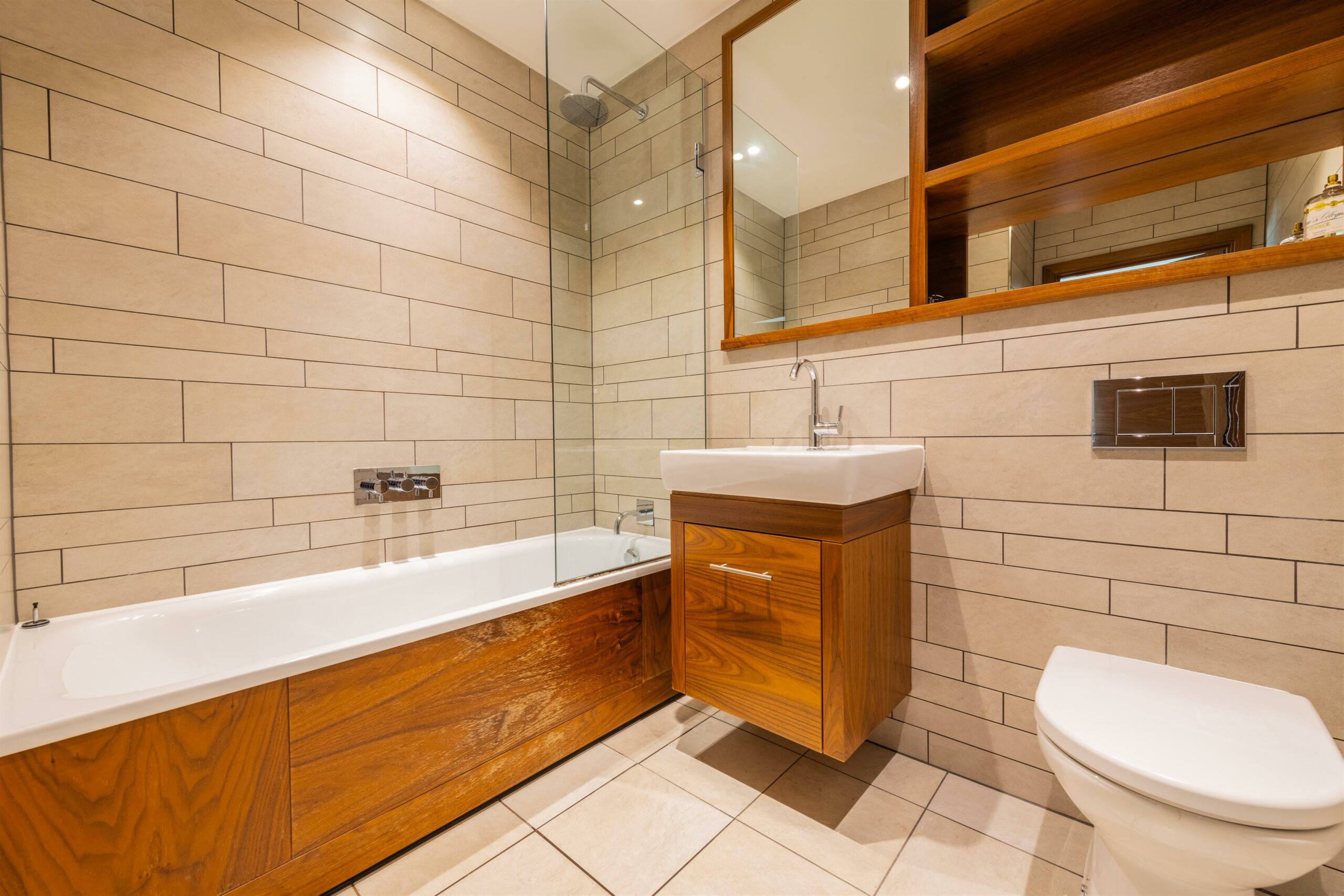 Buchanan Gardens, 7 Bath Street, Glasgow Corum Property