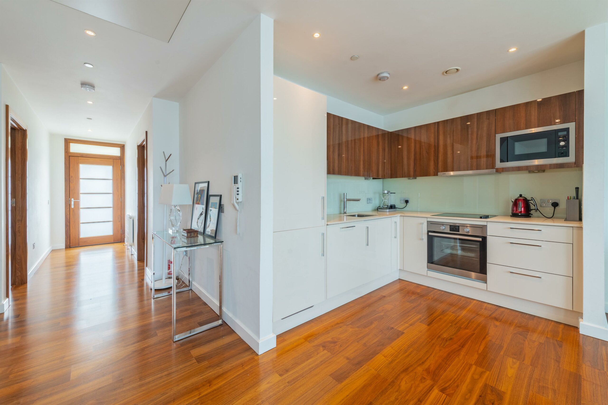 Buchanan Gardens, 7 Bath Street, Glasgow Corum Property