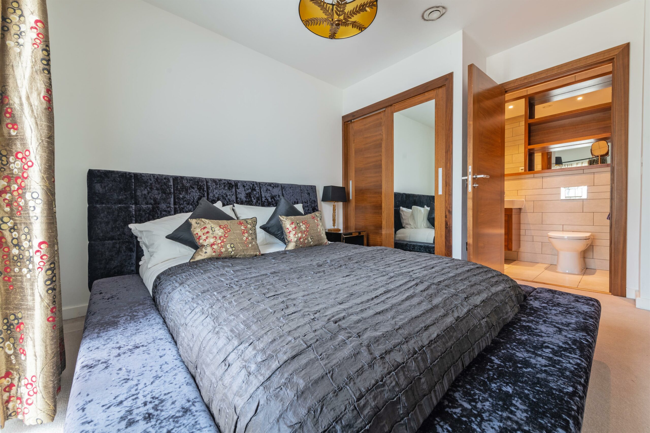 Buchanan Gardens, 7 Bath Street, Glasgow Corum Property