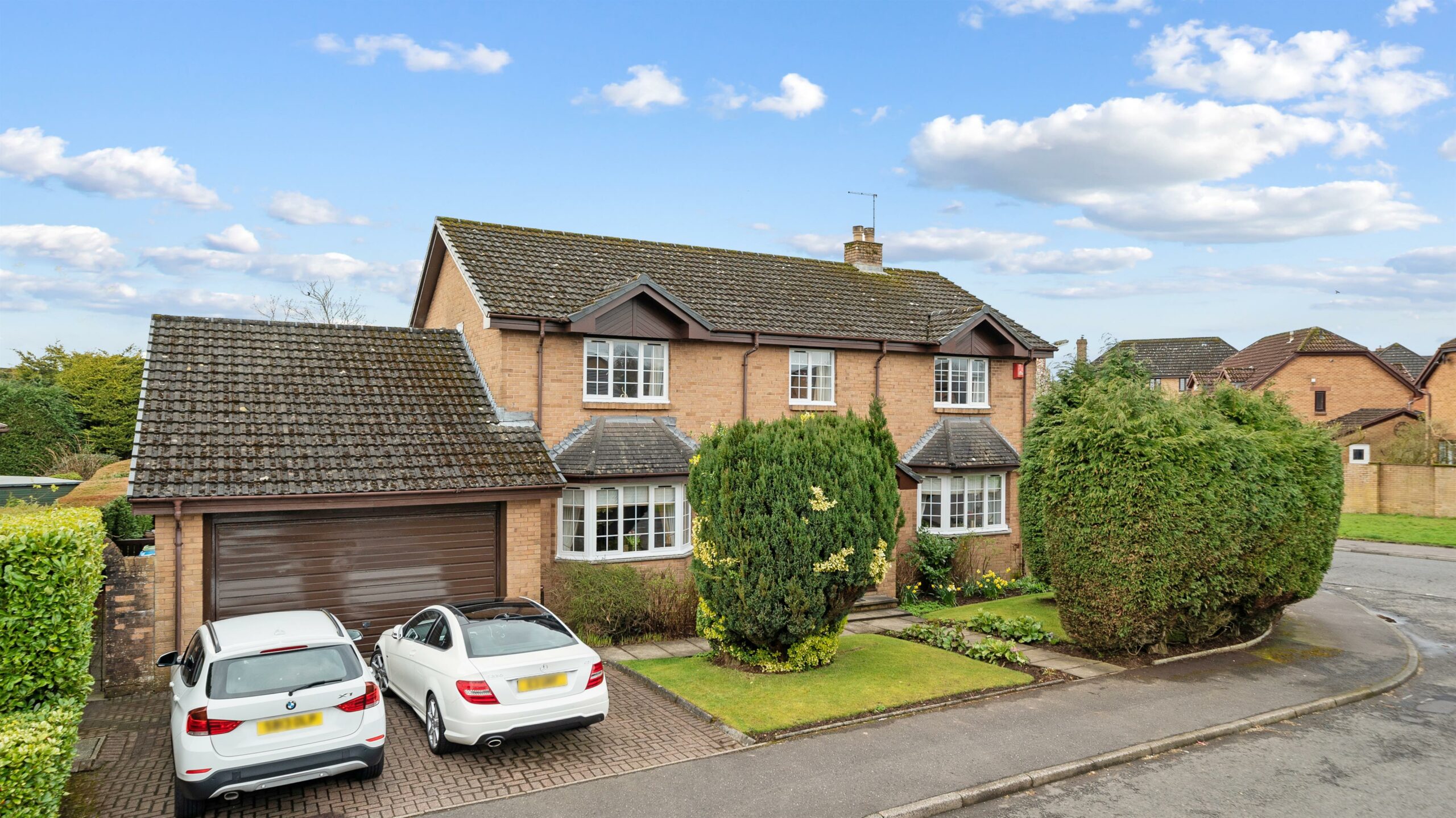 2 Islay Drive, Newton Mearns Corum Property