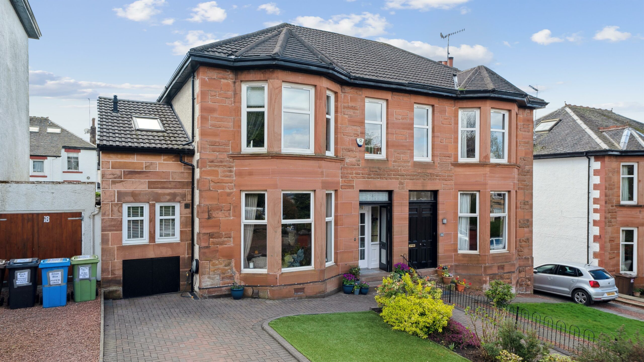 16 St Catherines Road, Giffnock Corum Property
