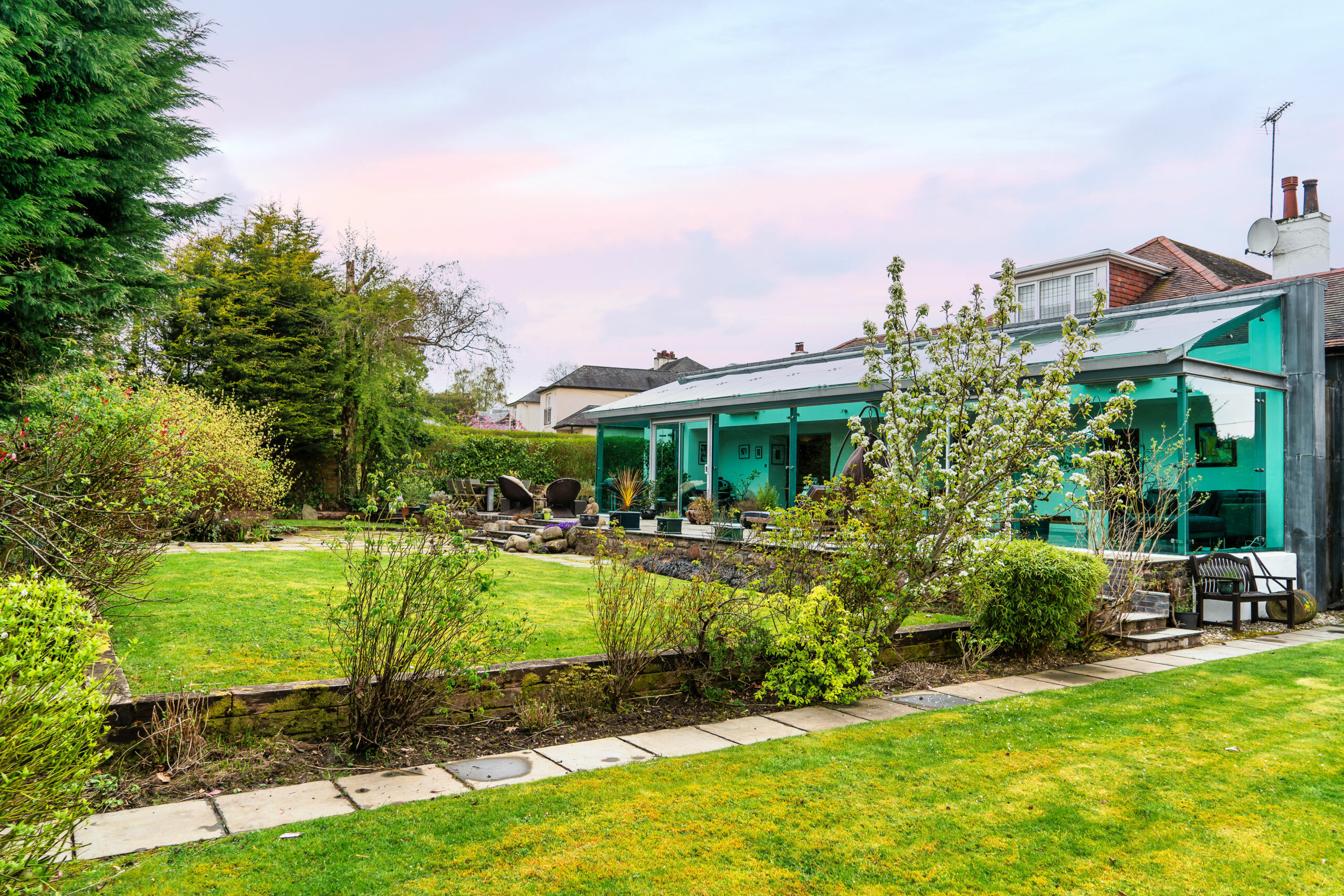 1 Langtree Avenue, Giffnock Corum Property