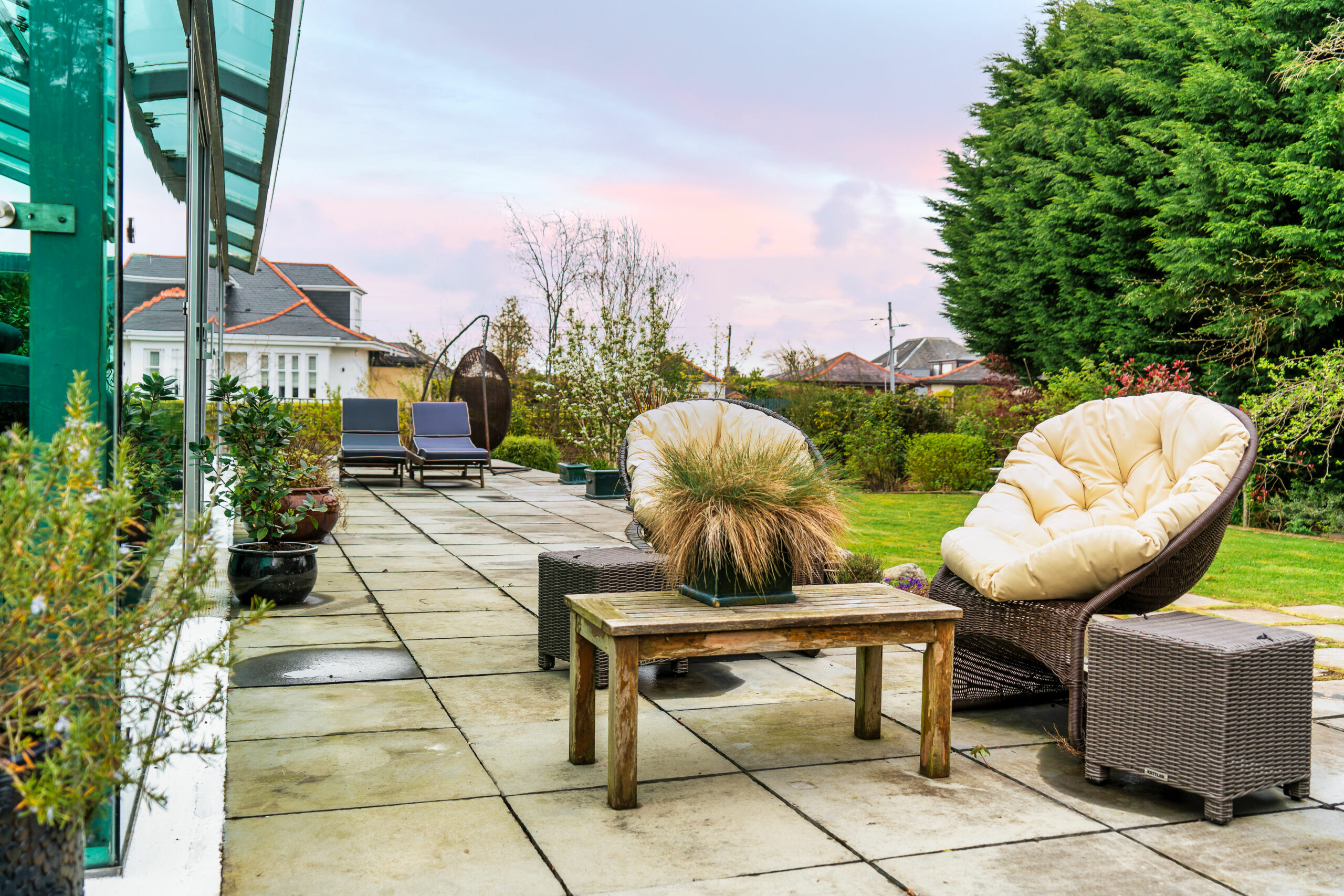 1 Langtree Avenue, Giffnock Corum Property