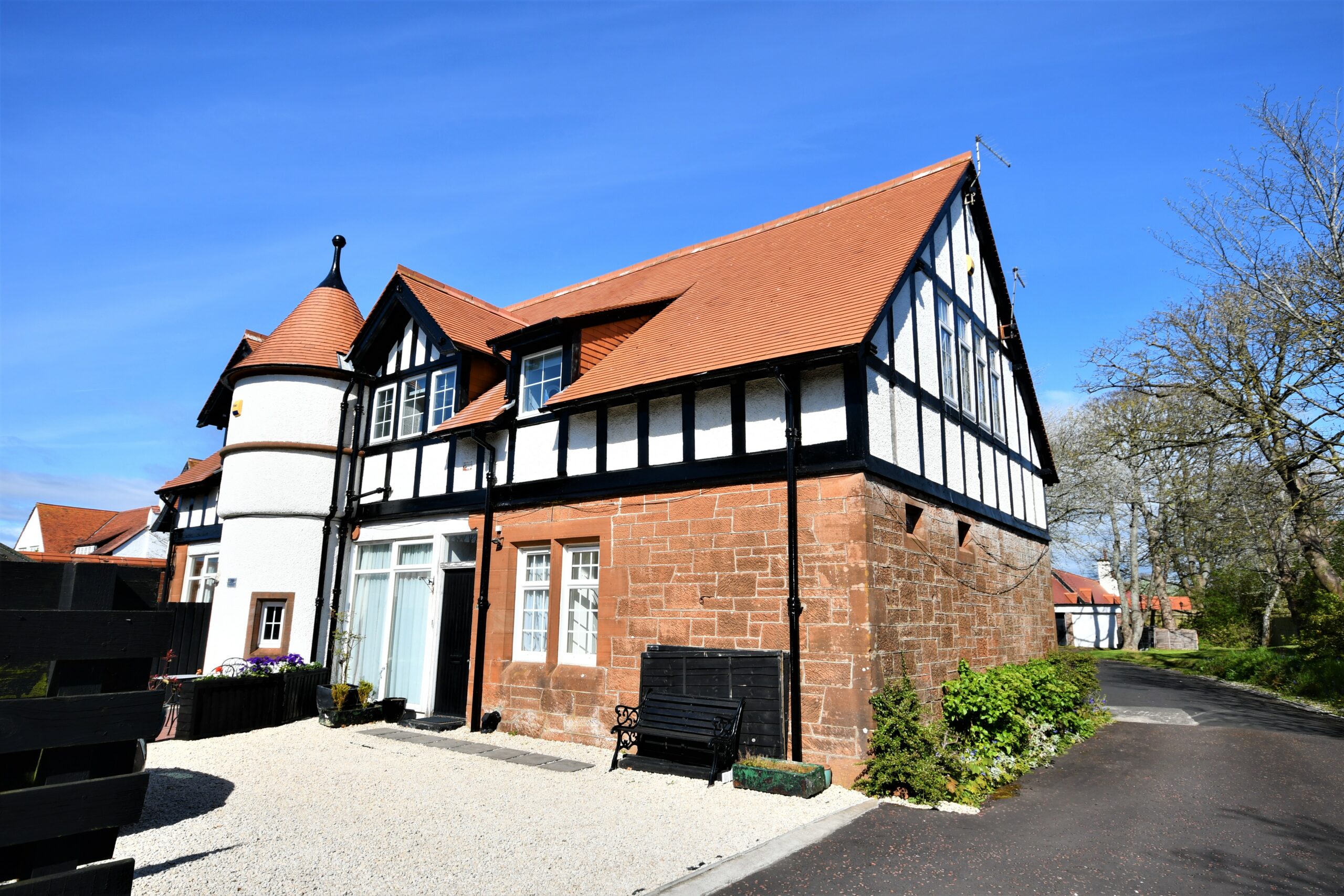 141 Piersland Mews, Bentinck Drive, Troon, KA10 6JT Corum Property