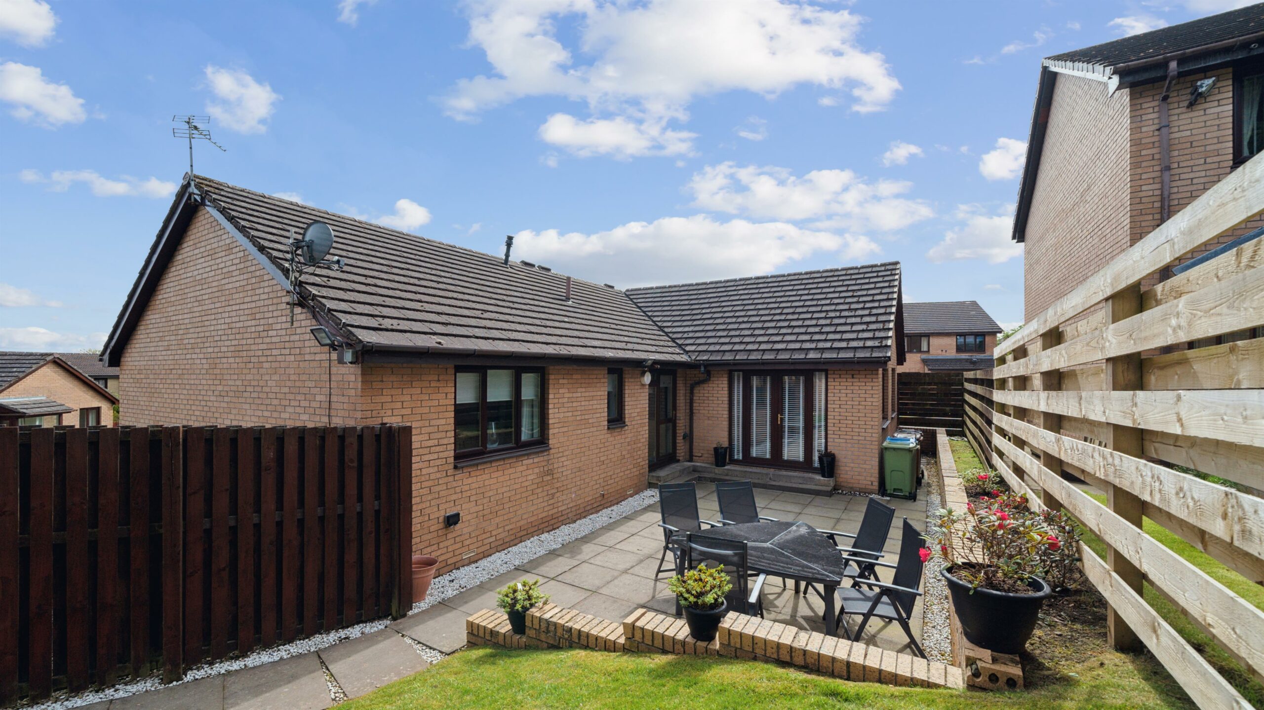 37 Shuna Place, Newton Mearns Corum Property