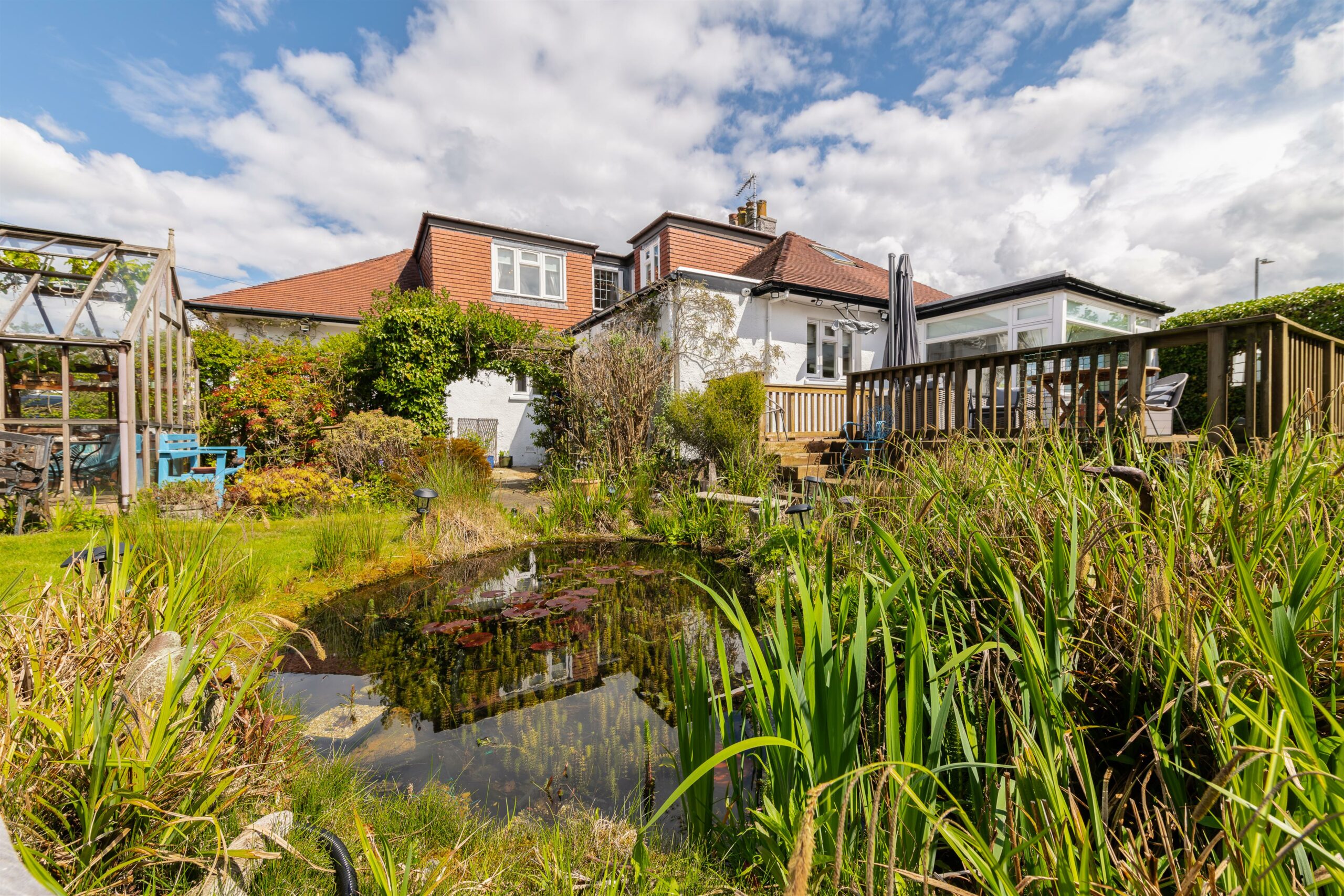 Falkland Avenue, Newton Mearns Corum Property