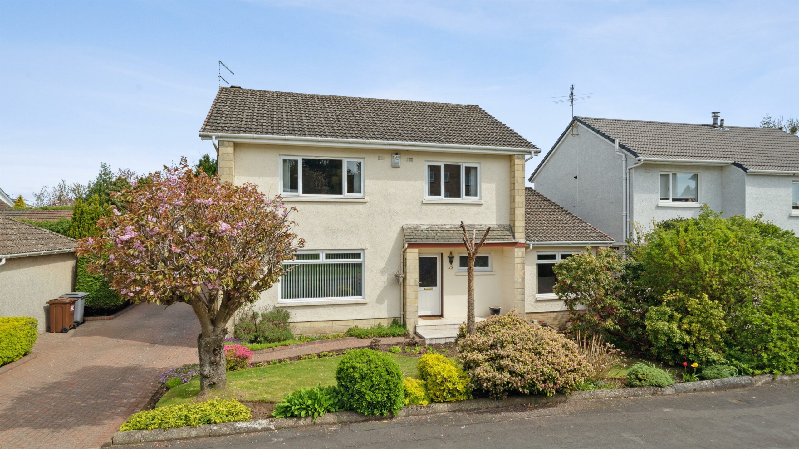 23 Castleton Drive, Newton Mearns Corum Property