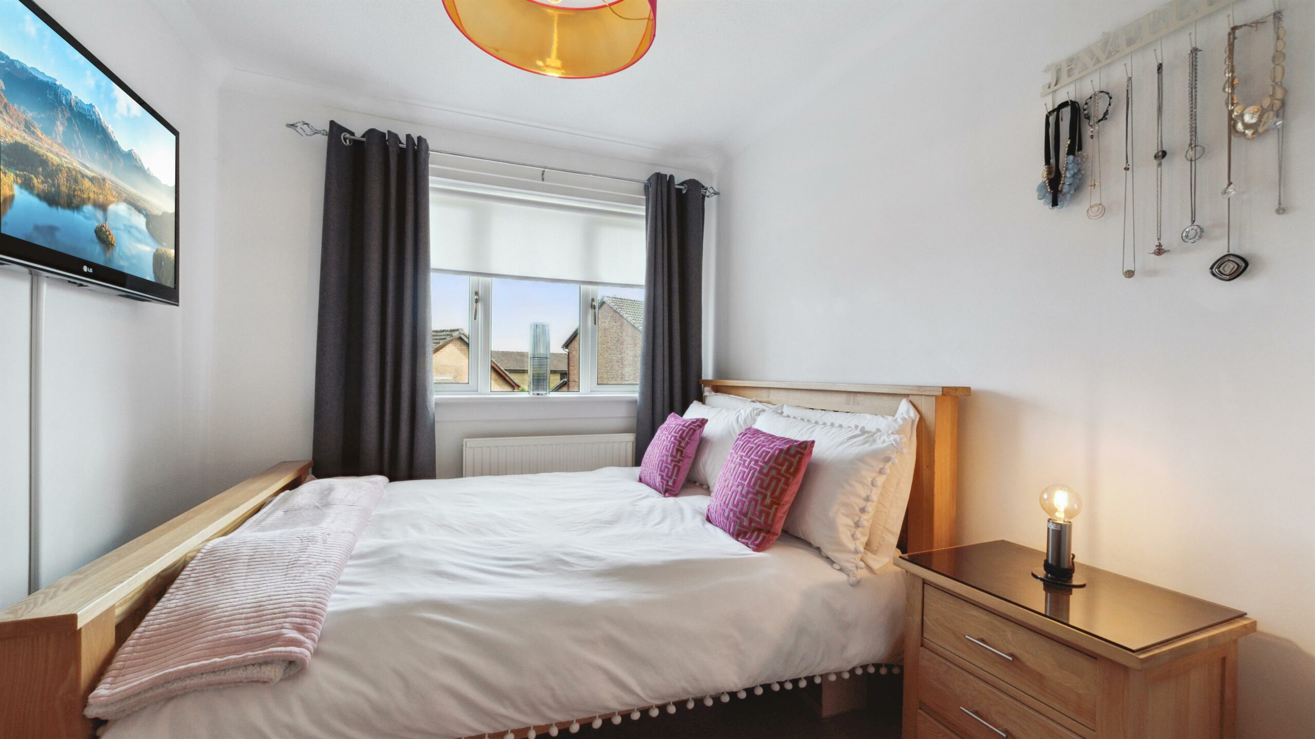 37 Shuna Place, Newton Mearns Corum Property