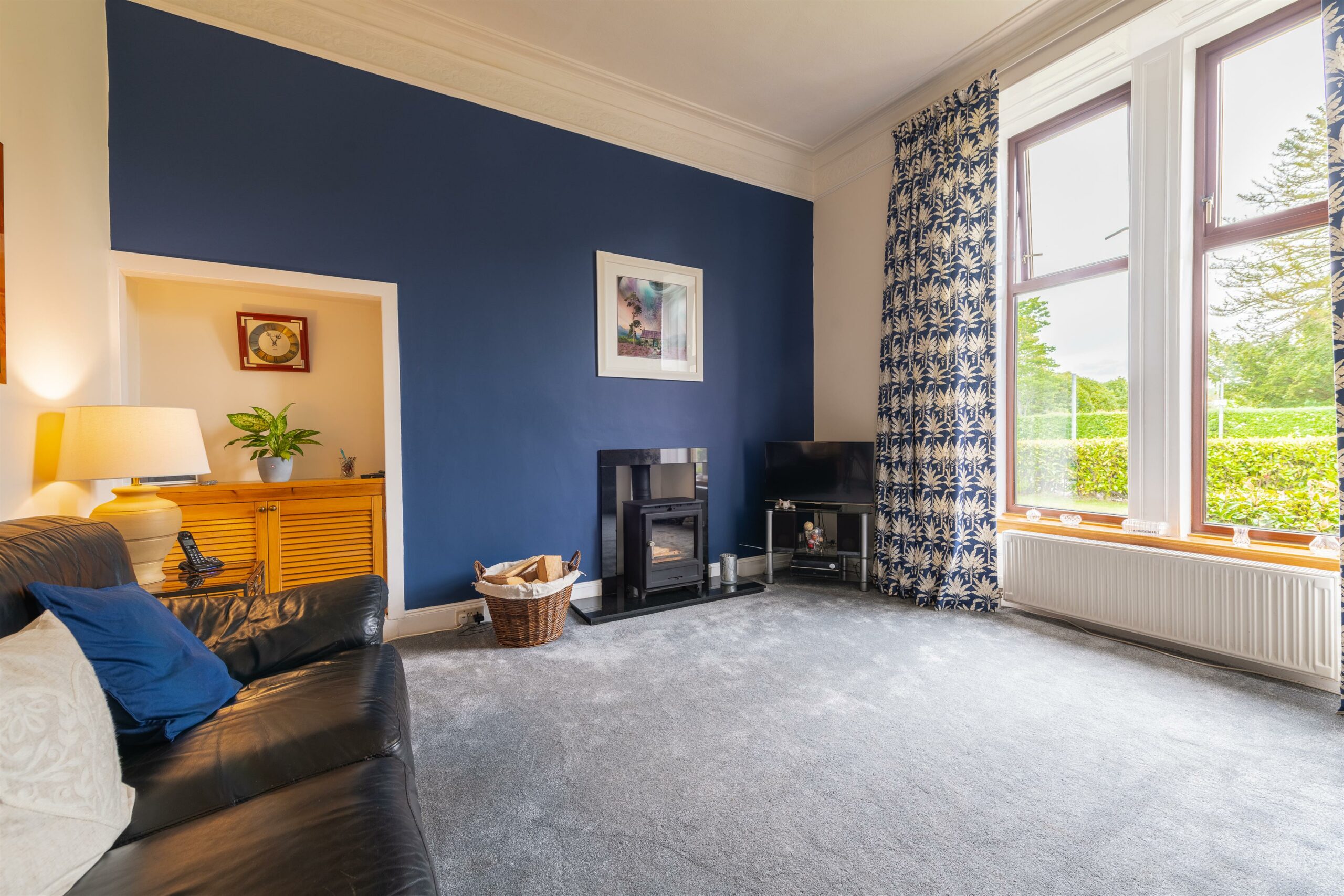 2 Elliot Avenue, Giffnock Corum Property