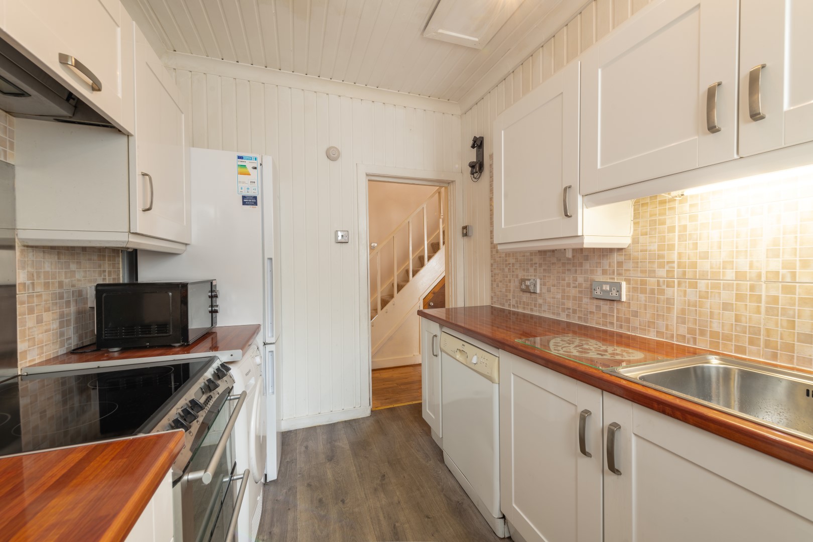 41 Douglas Park Crescent, Bearsden, G61 3DP Corum Property