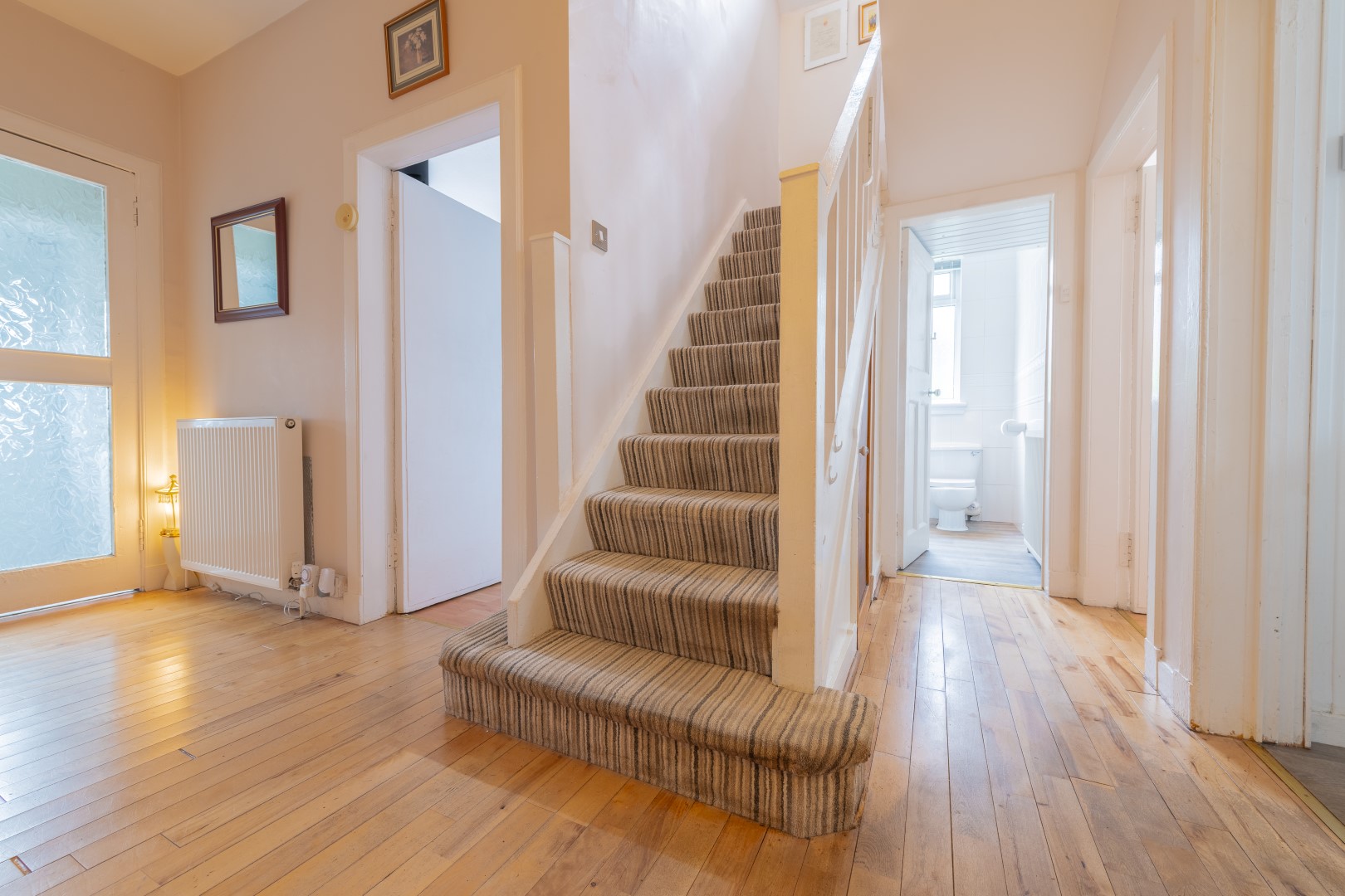 41 Douglas Park Crescent, Bearsden, G61 3DP Corum Property